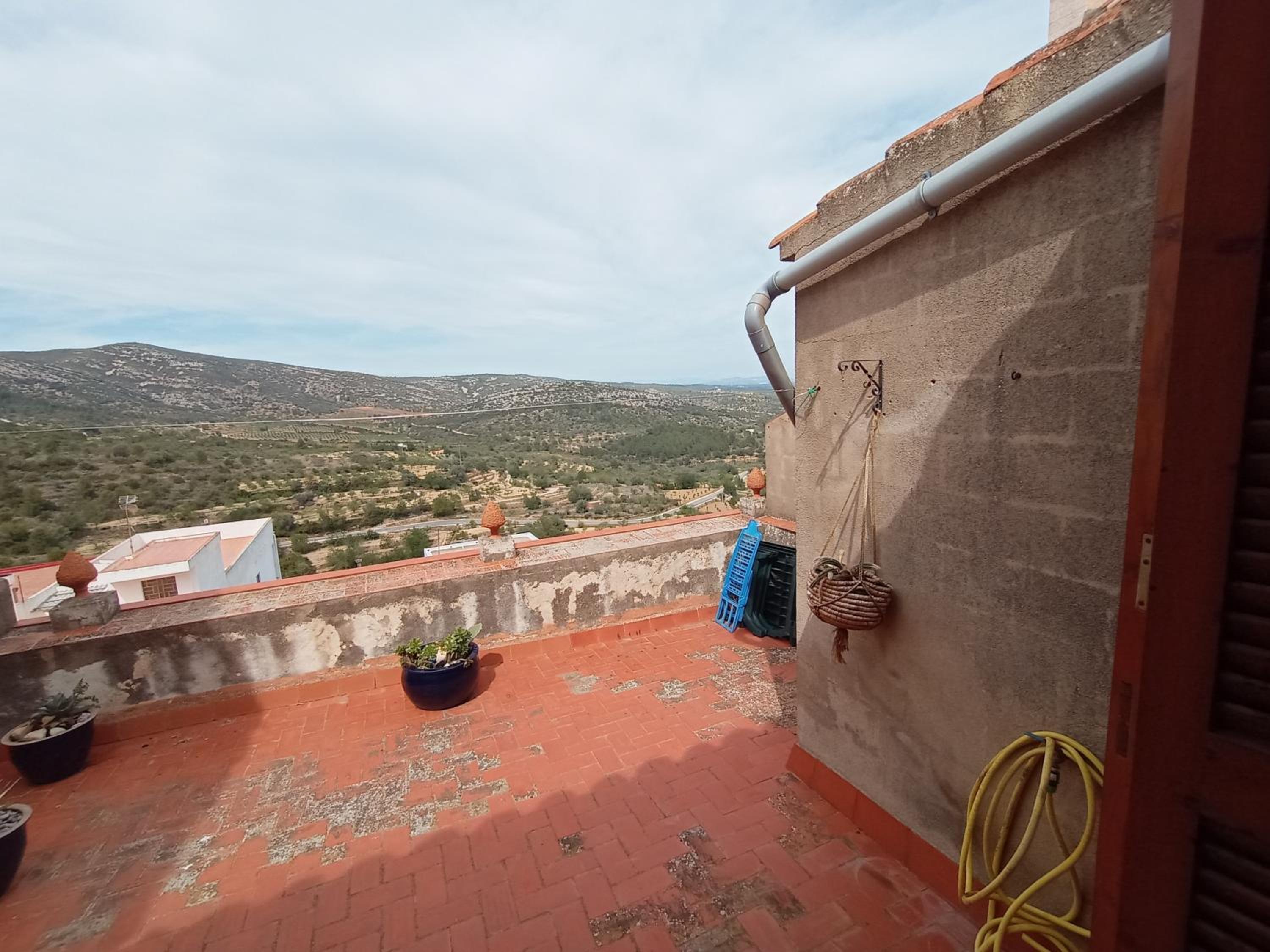 Tranquil and Spacious Townhouse in Historical and Picturesque Cervera Del Maestre