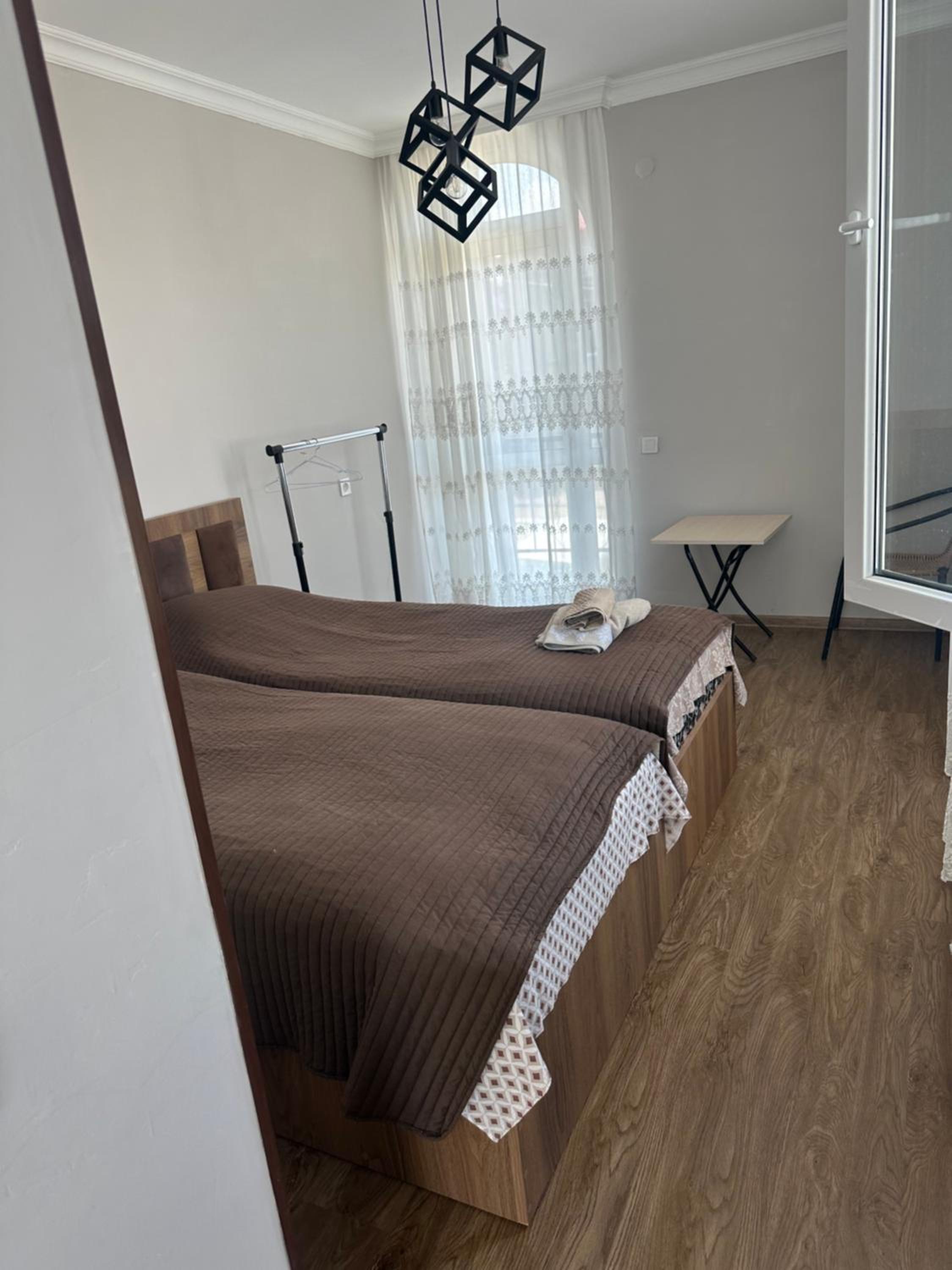 Ninos guest house