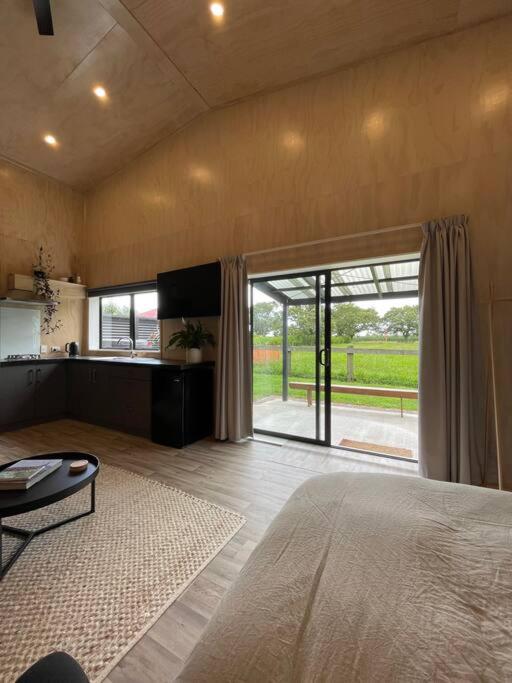 LyeInn - Newstead Country Retreat view 4
