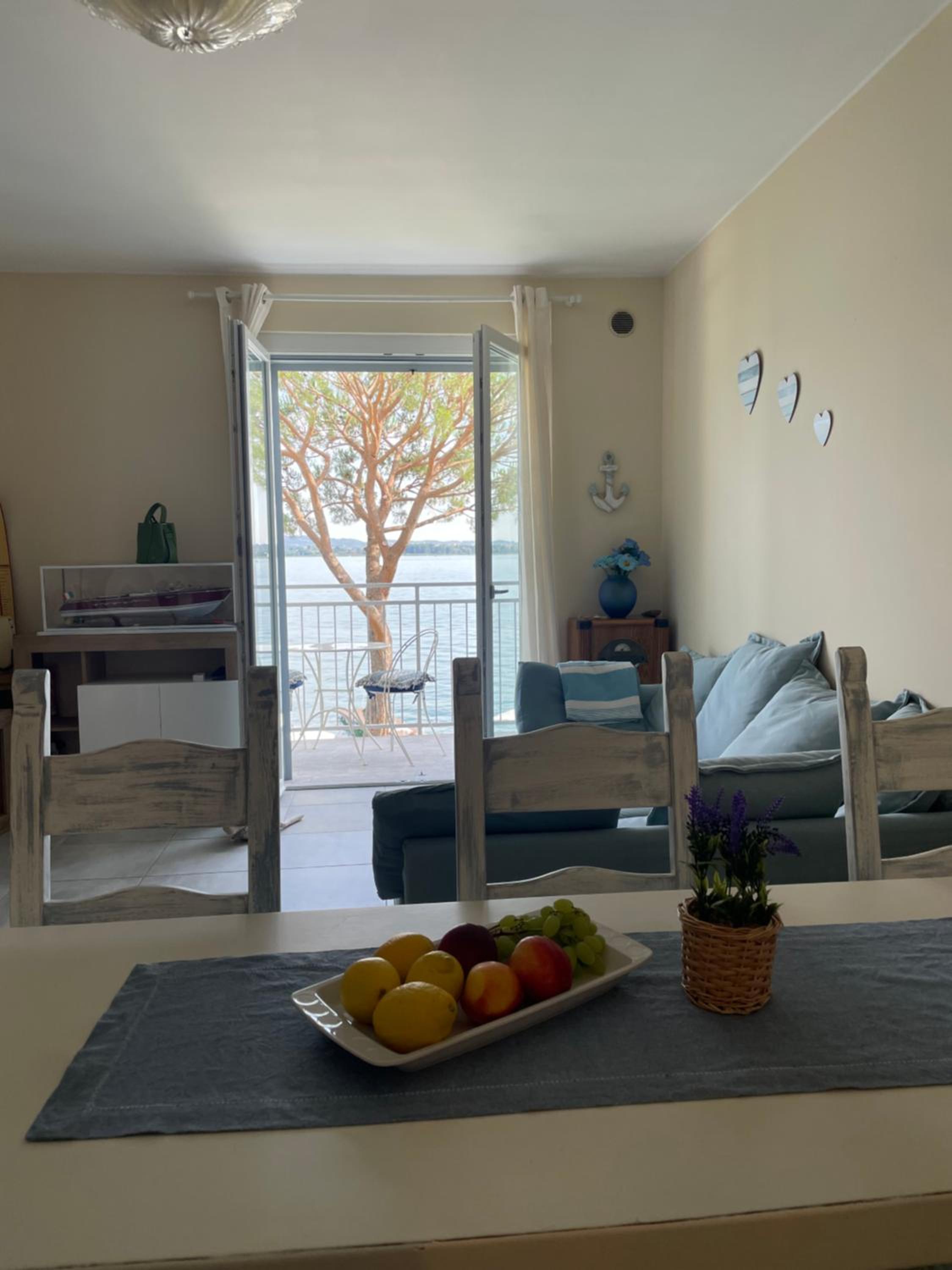 Riva al Lago en Predore — balance & terrace