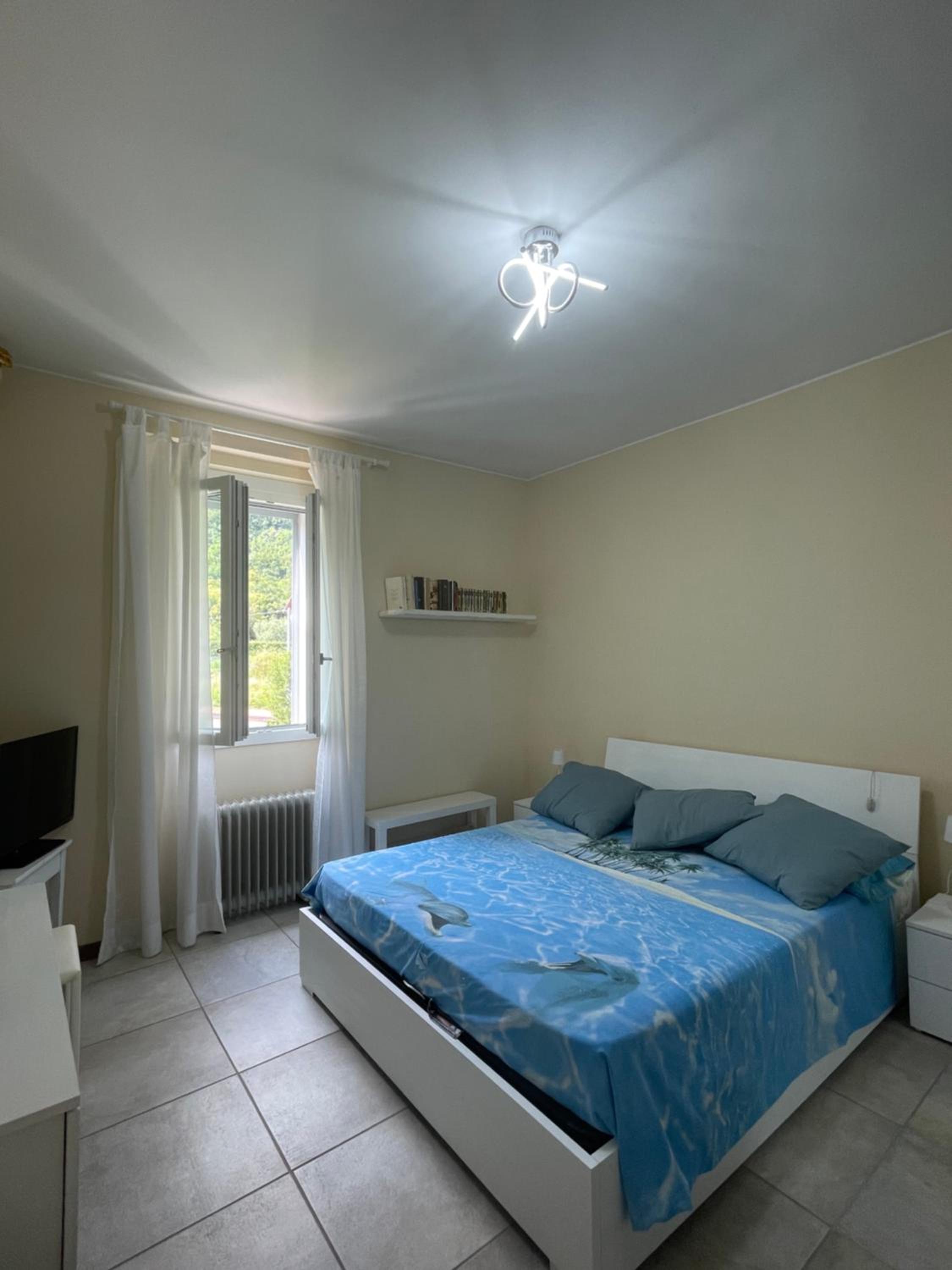Riva al Lago en Predore — bedroom