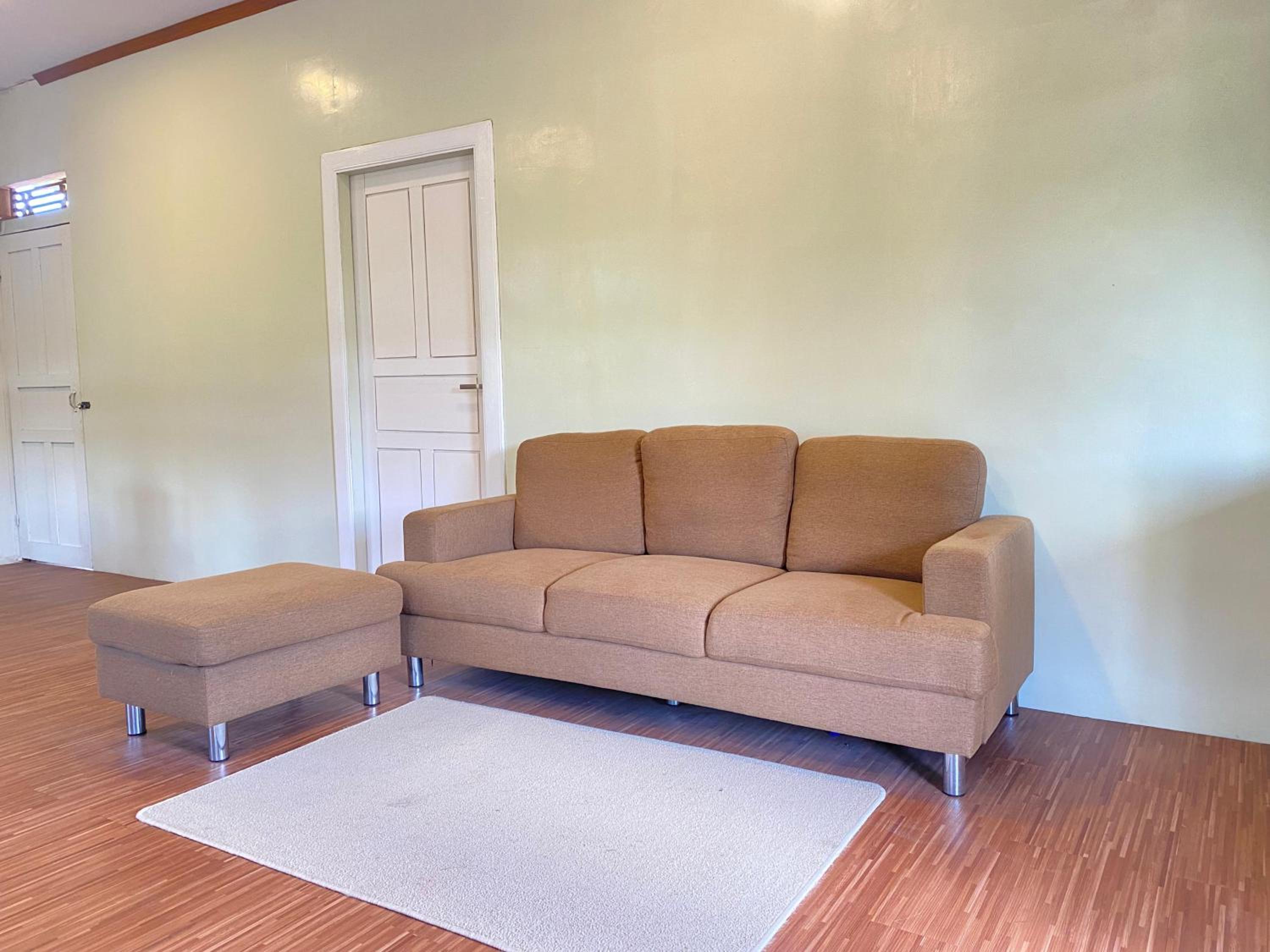 A beautiful and Spacious Rumah Manado 2 Bedrooms with Bathrooms Villa Marion Tomohon