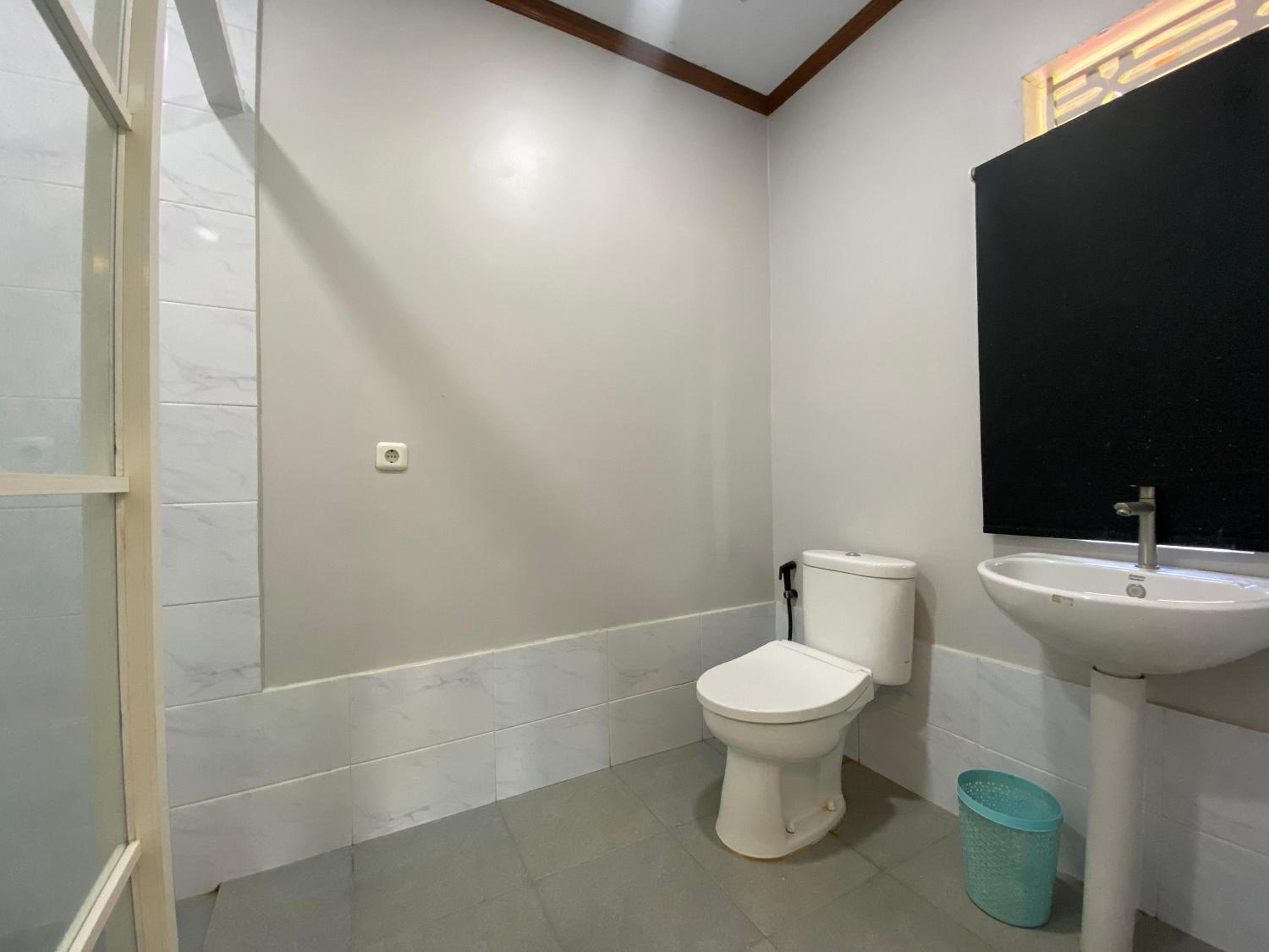 A beautiful and Spacious Rumah Manado 2 Bedrooms with Bathrooms Villa Marion Tomohon