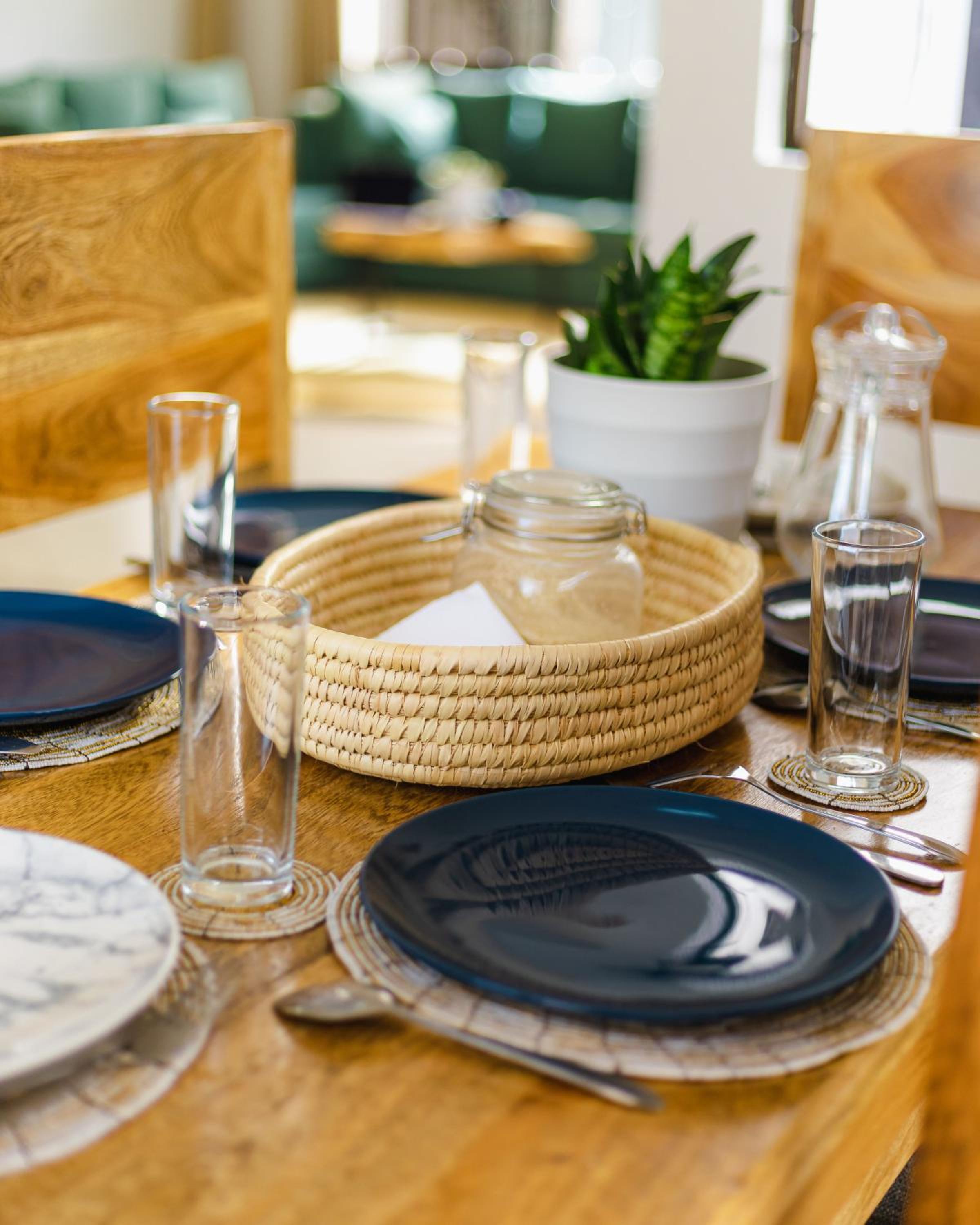 Venem homecation