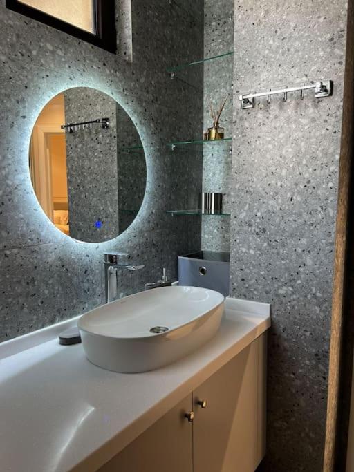 Luxurious Central Baku Apartment