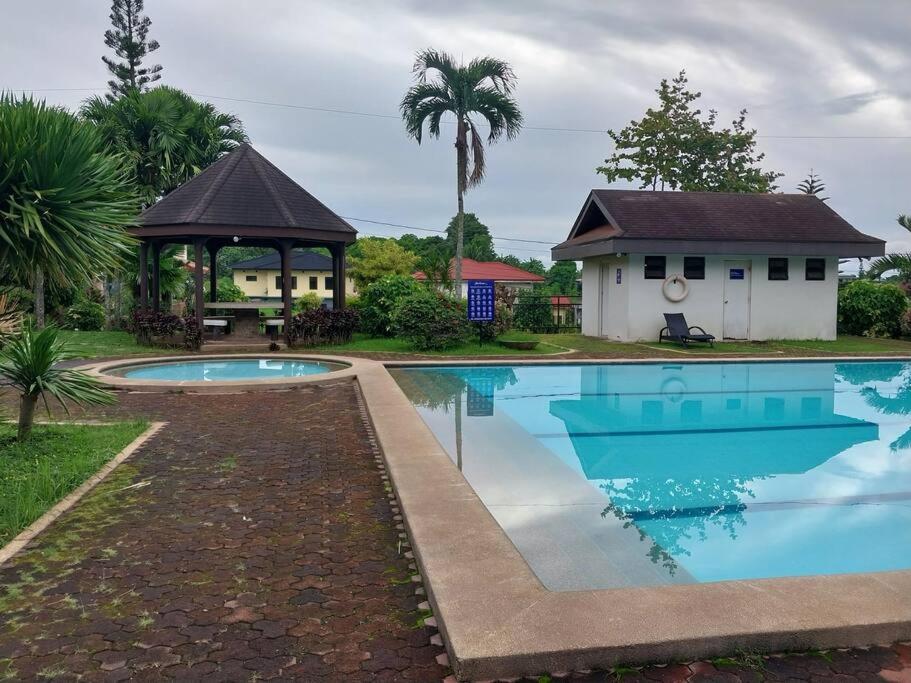tagaytay Lemon House