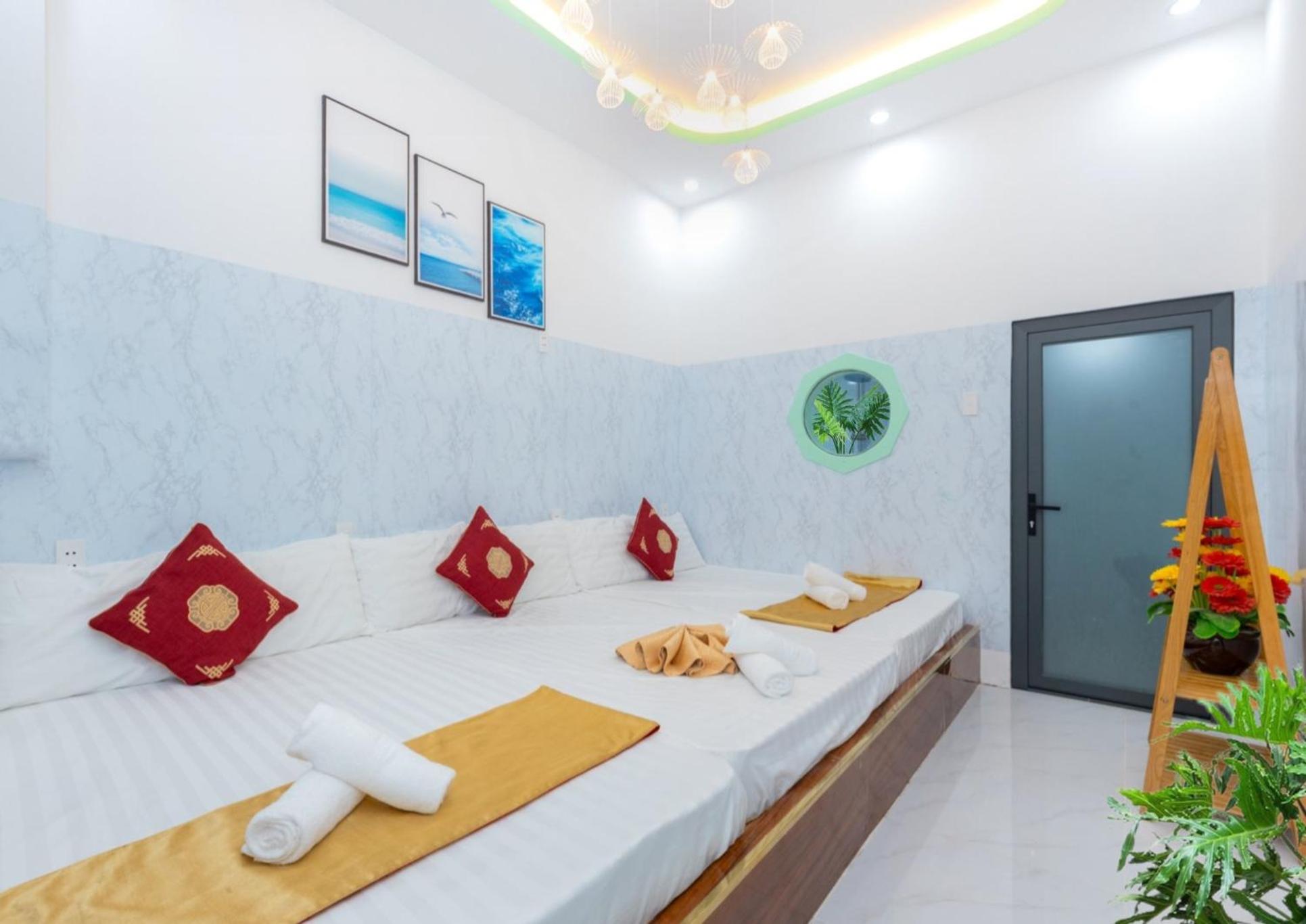 Villa Phó Đức Chính - Giáp biển - Bãi Sau