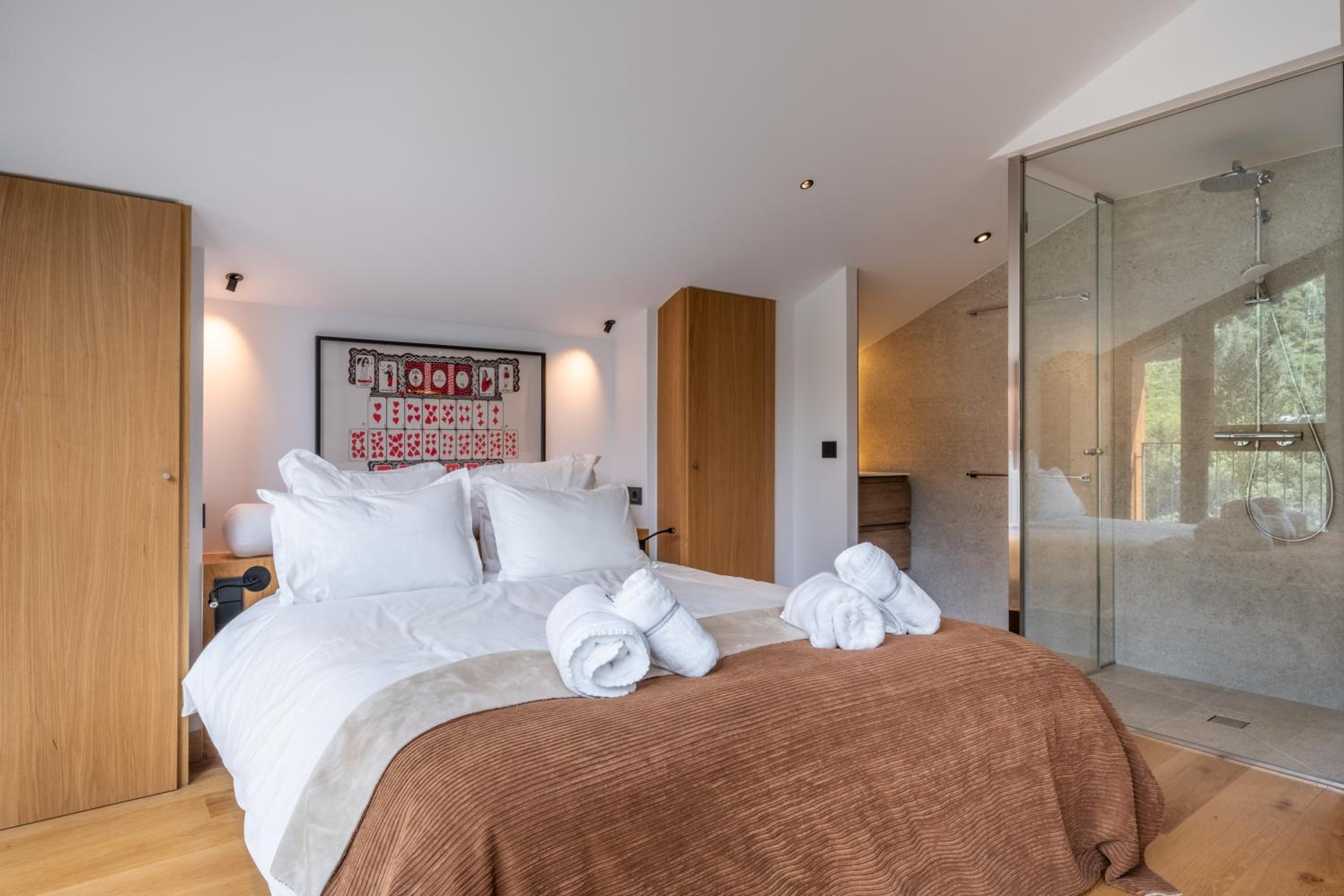 Isard Penthouse & Spa
