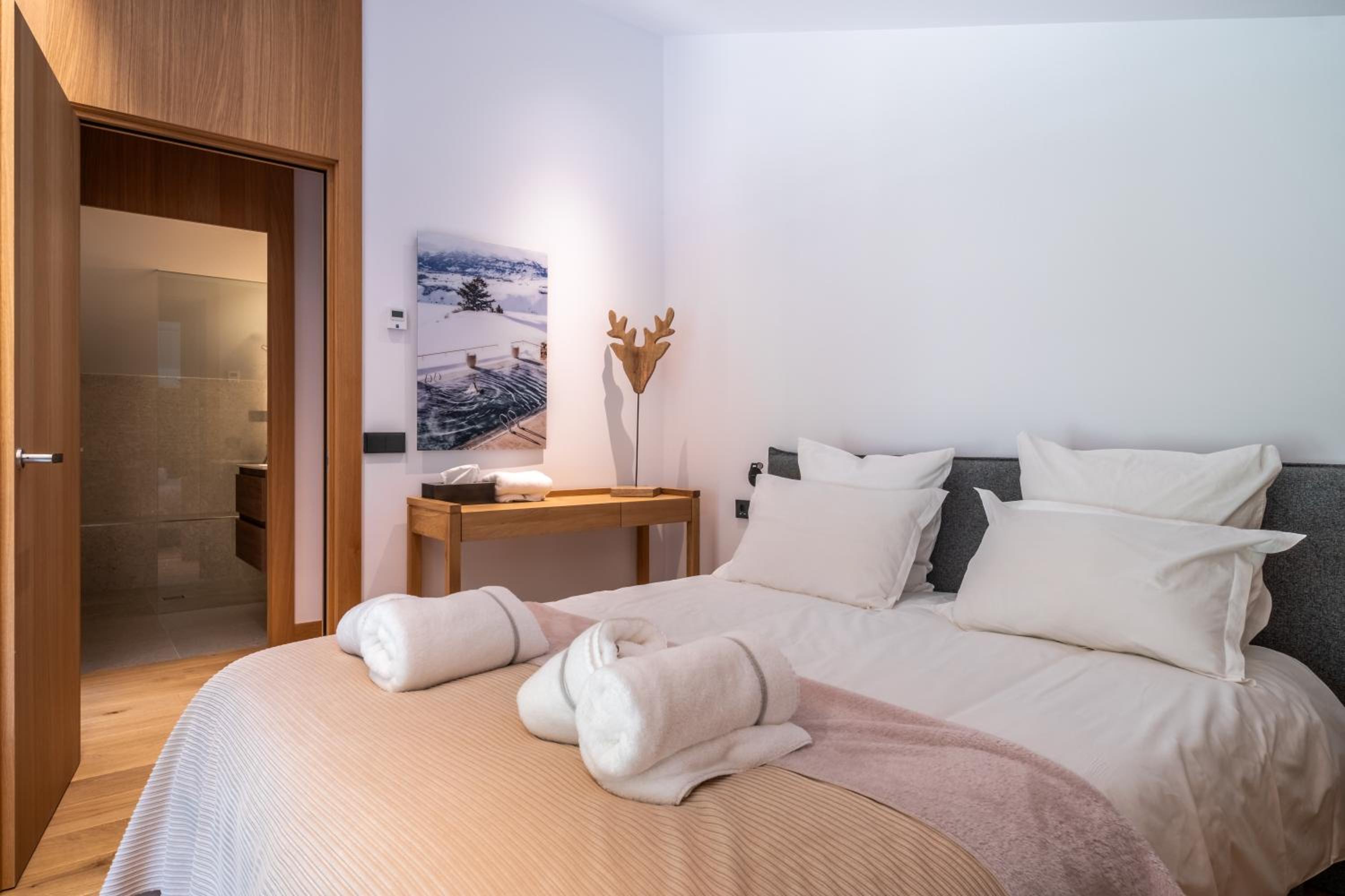 Isard Penthouse & Spa