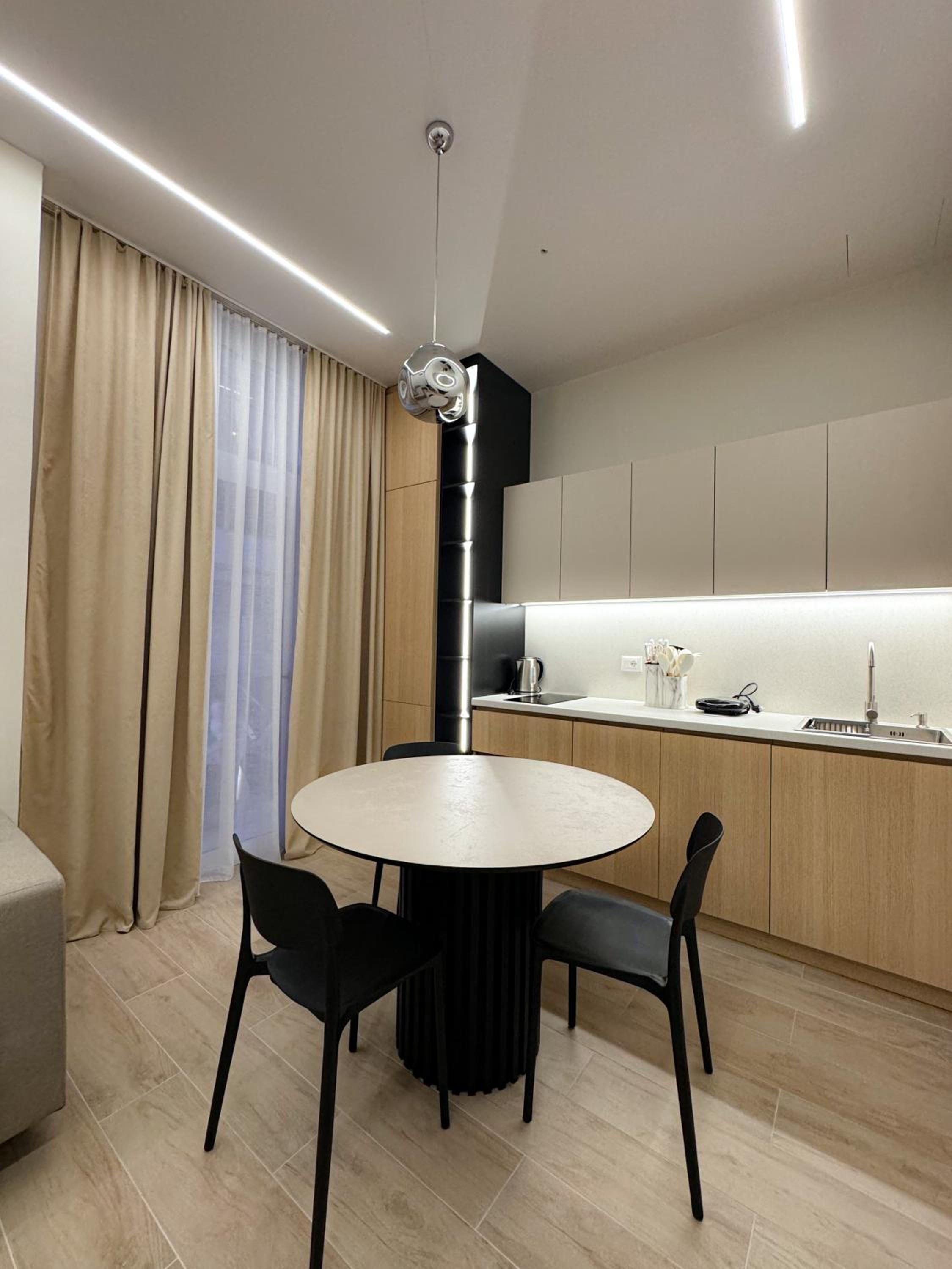 Nomad Stay Apartments