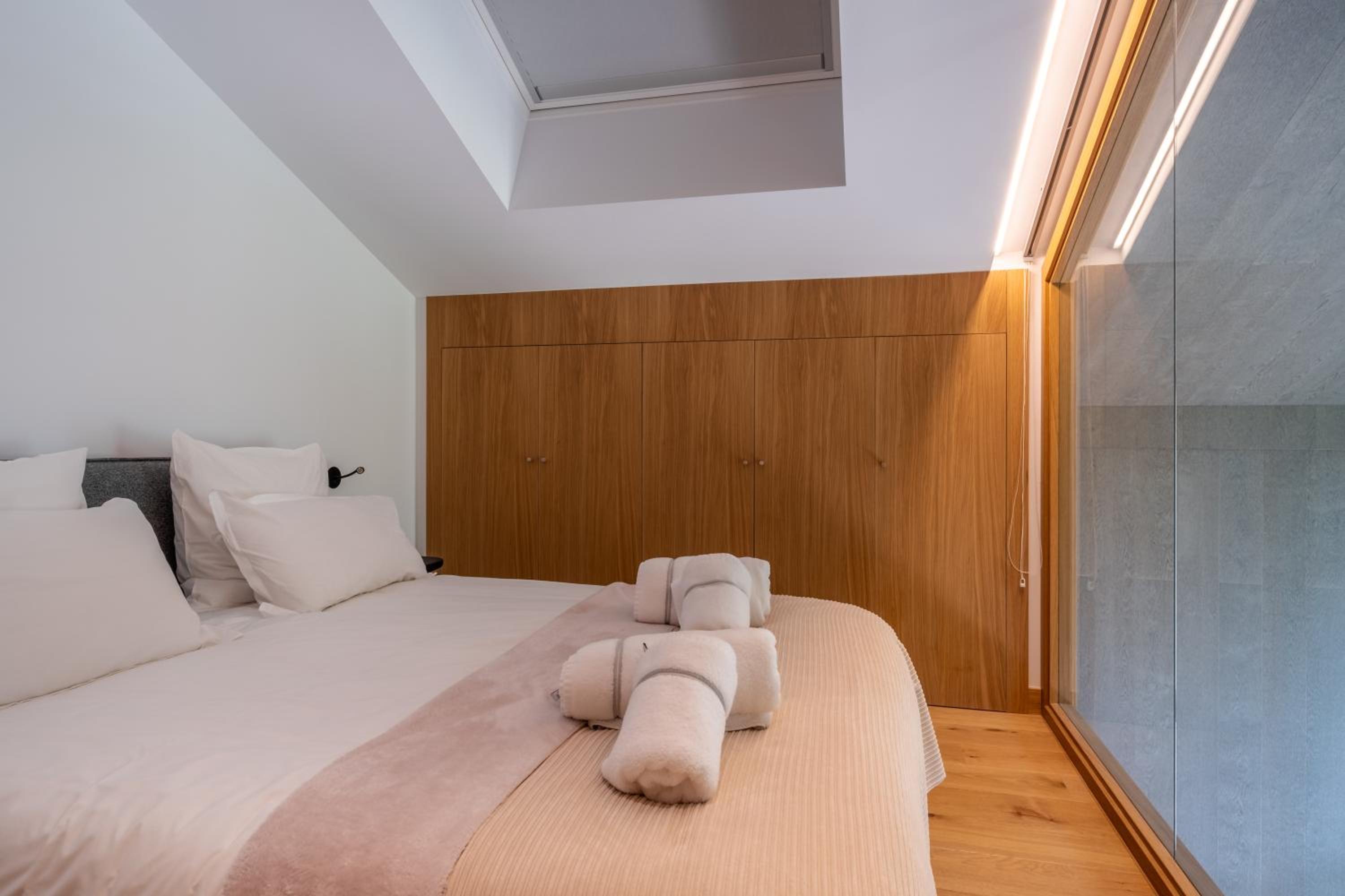 Isard Penthouse & Spa