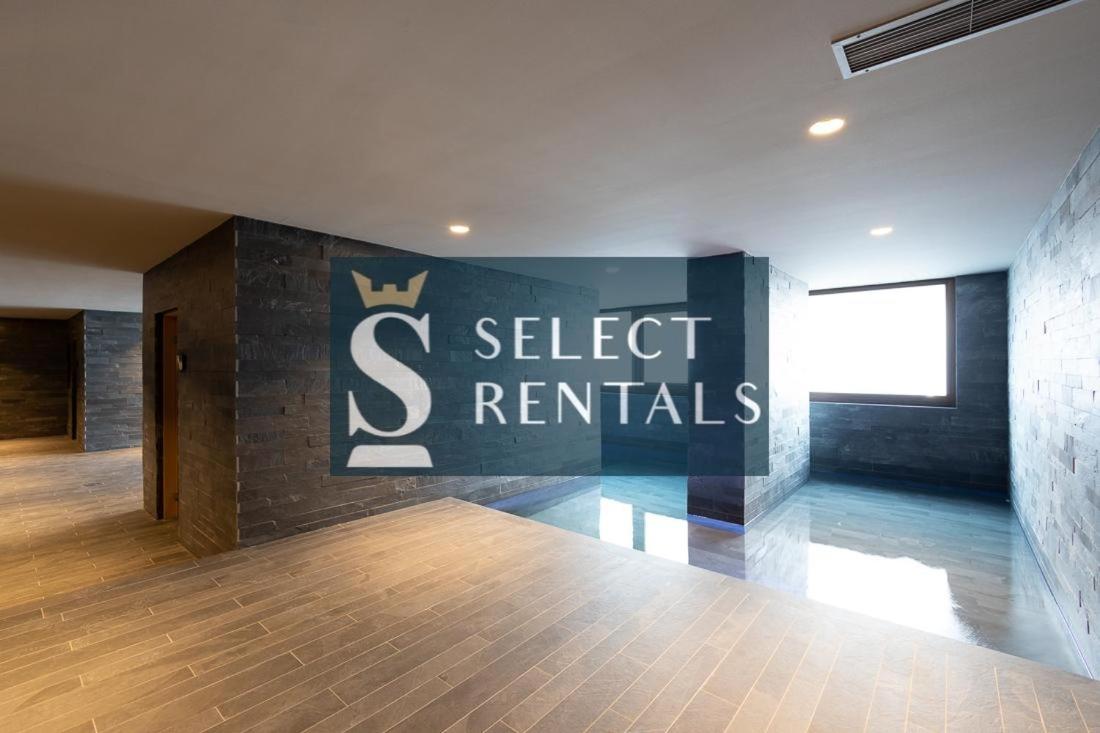 Isard Penthouse & Spa
