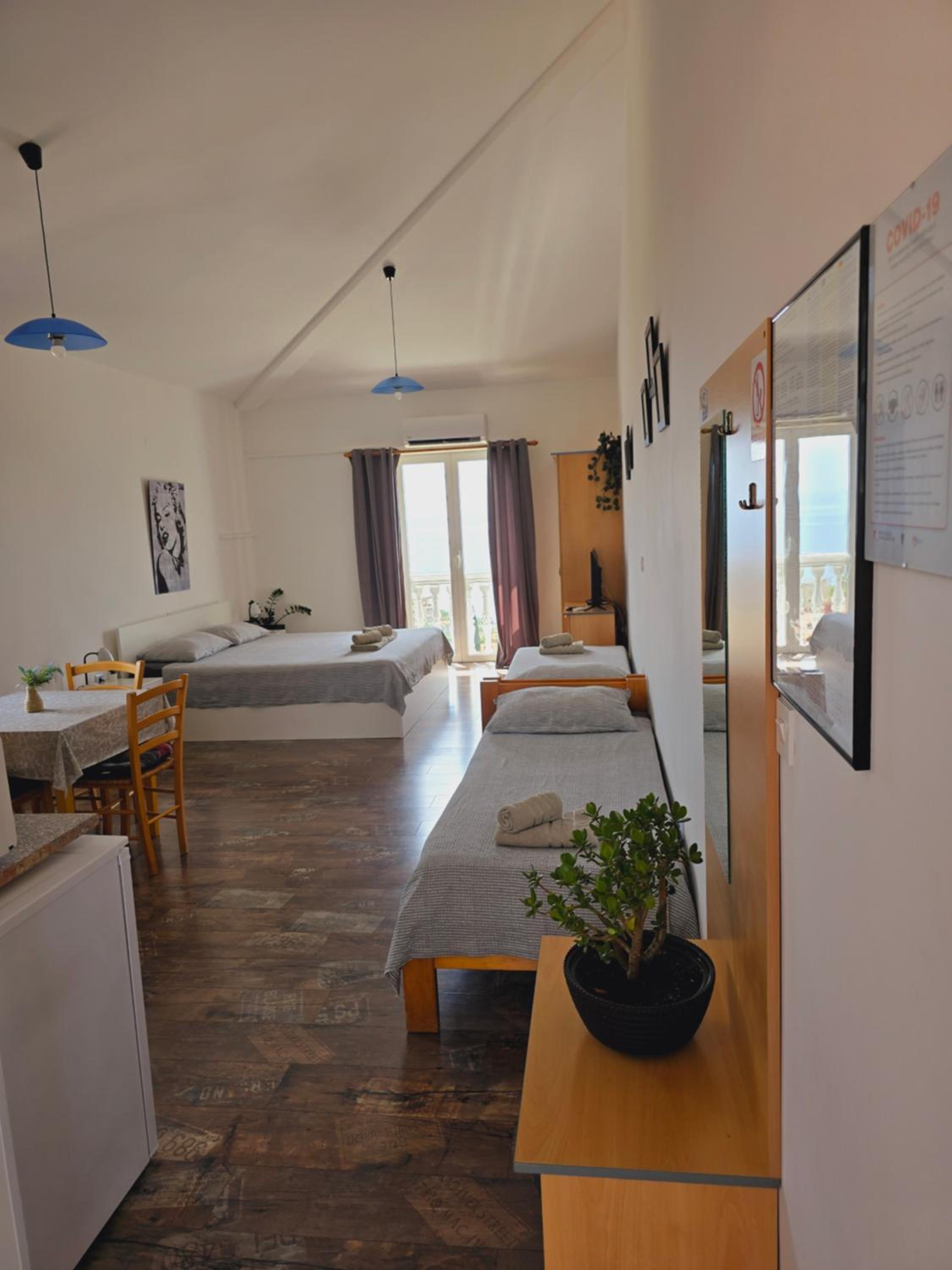 Apartments Kolmanic, sea view, free privat parking view 2