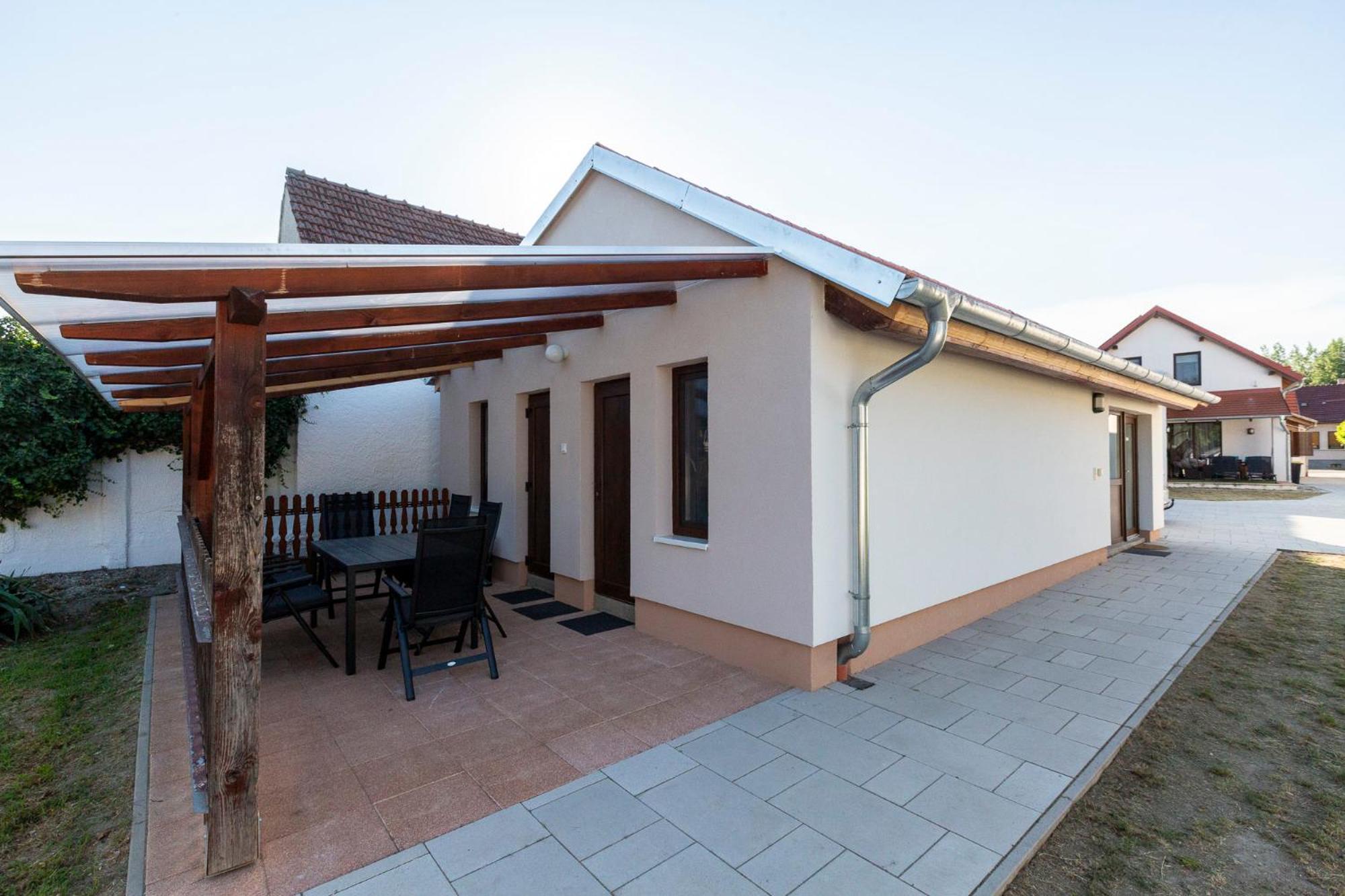 Photo 48