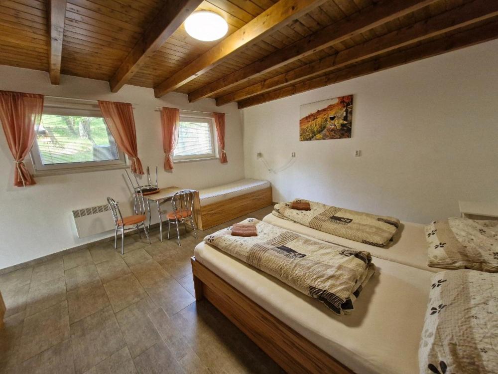 Apartmány pod pergolou