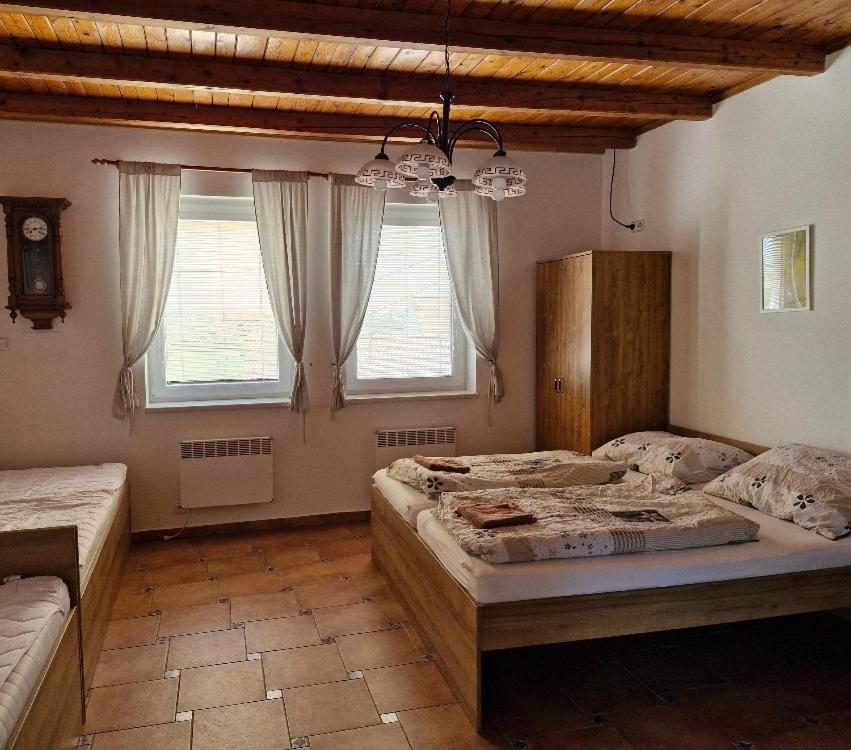 Apartmány pod pergolou