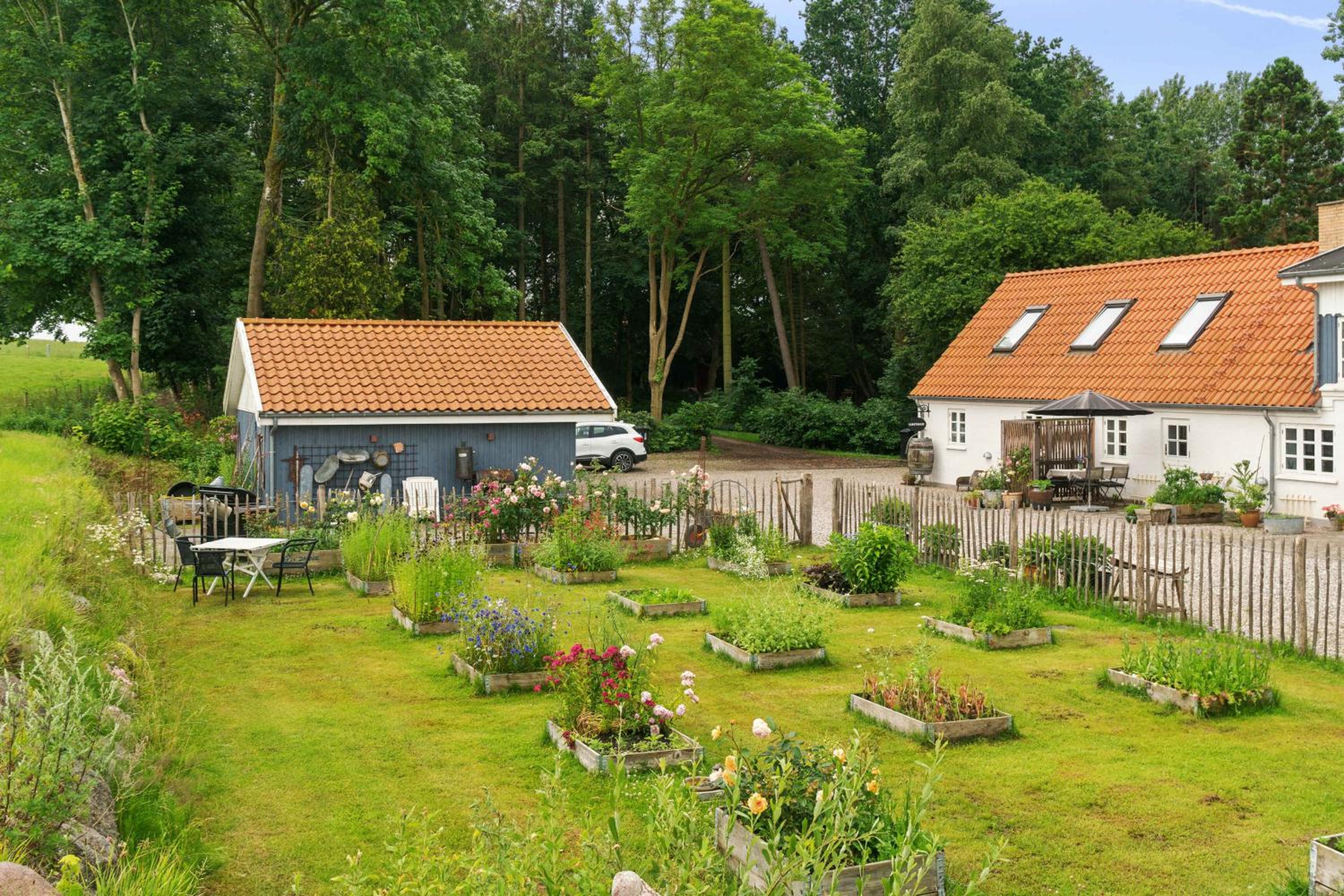 Idyll And Nature In A 140 M2 Apartment view 2