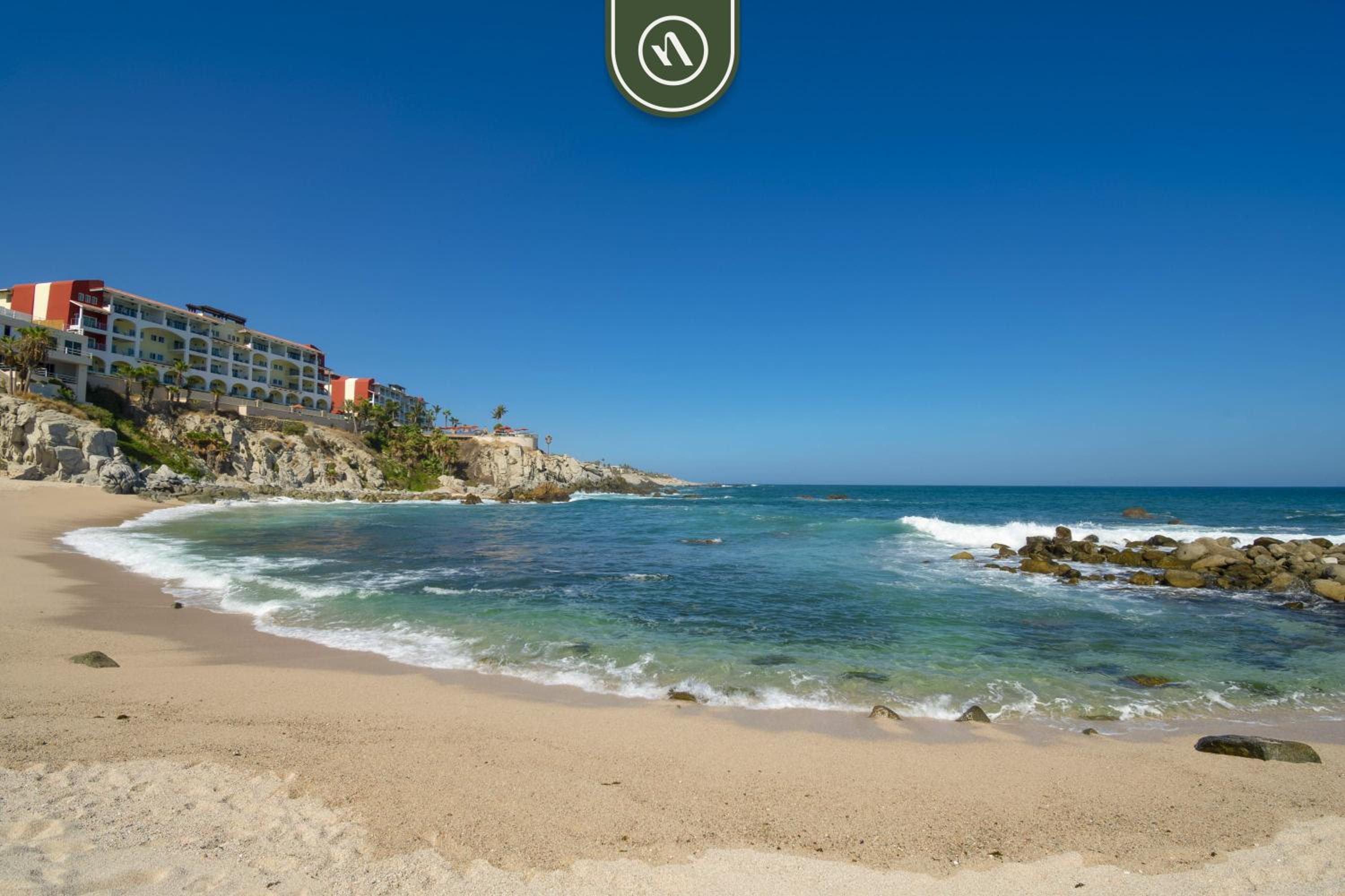 Oceanview Apt in Cabos with Beach - Pool view 4