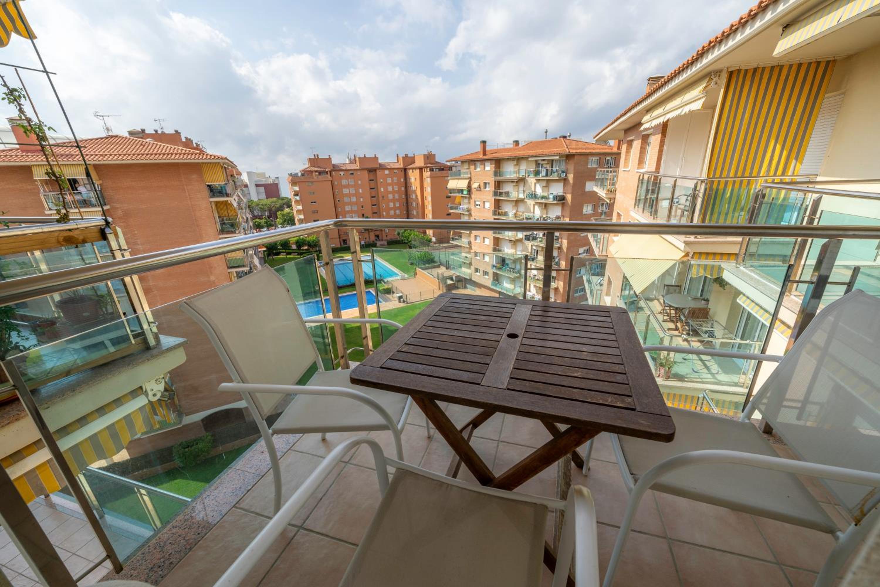 HomeHolidaysRentals Santa Susanna VIII