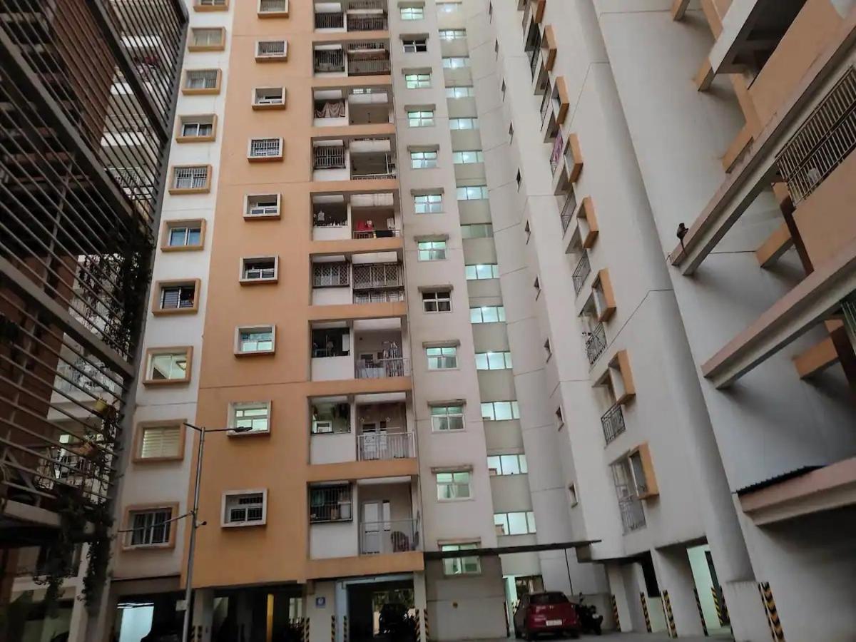 Deluxe 2BHK Opp Whitefield Metro