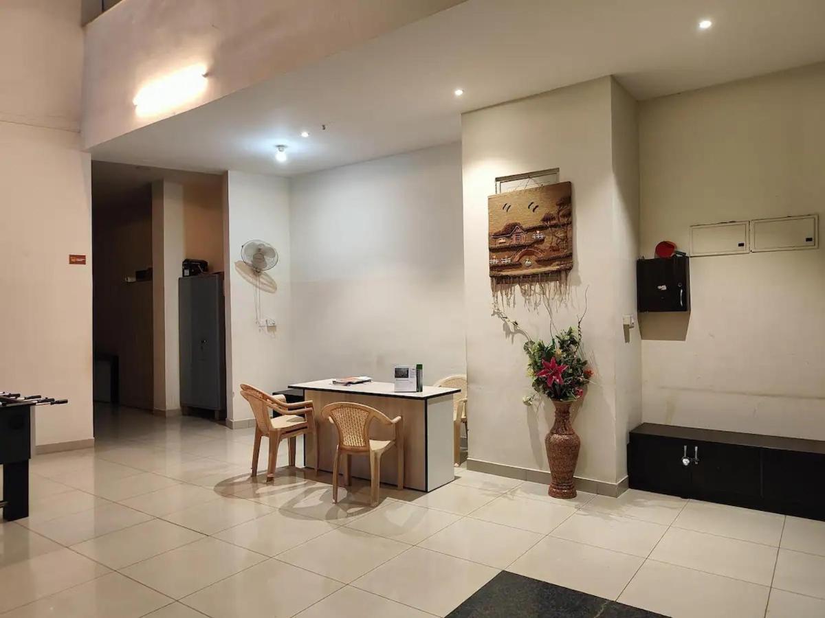 Deluxe 2BHK Opp Whitefield Metro
