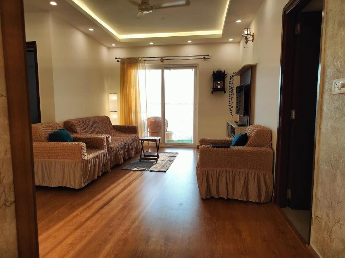 Deluxe 2BHK Opp Whitefield Metro
