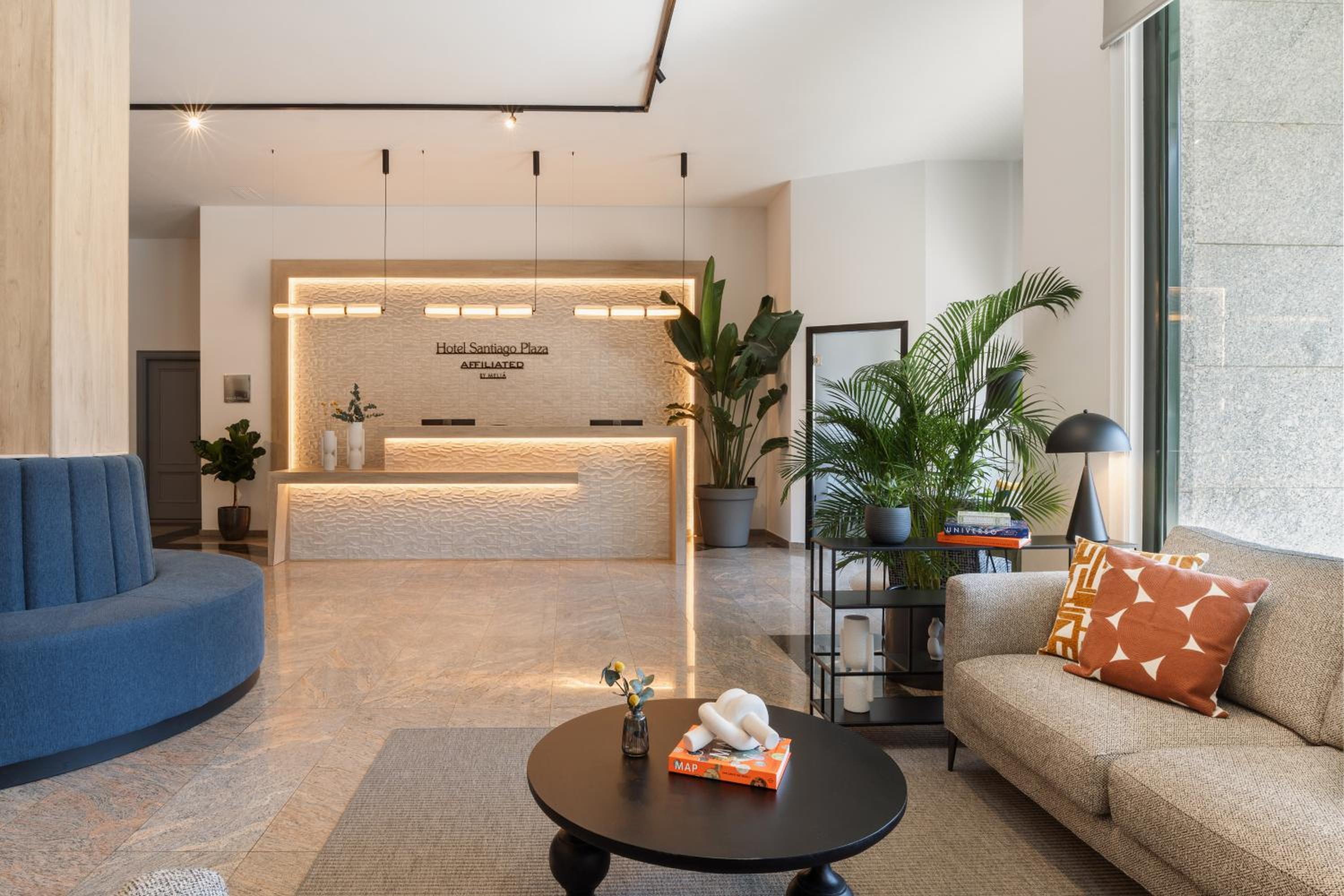 Hotel Santiago Plaza Affiliated by Meliá - Image 1