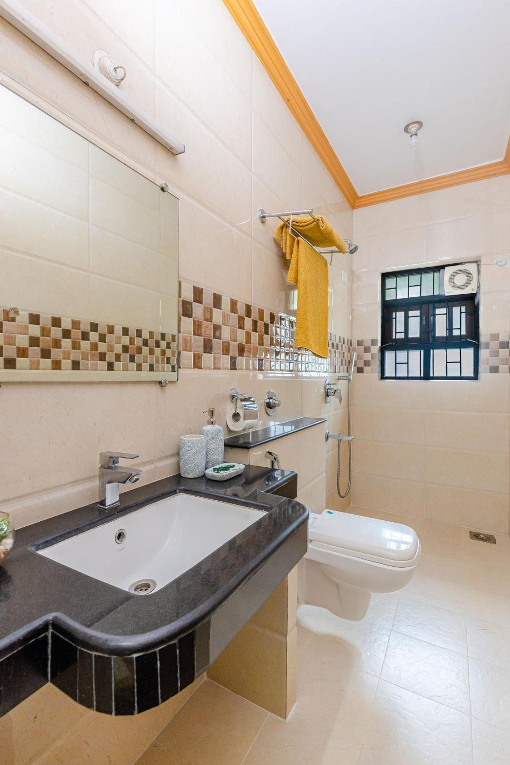 Mistral Holidays Near Trinity Beach & Benaulim Beach