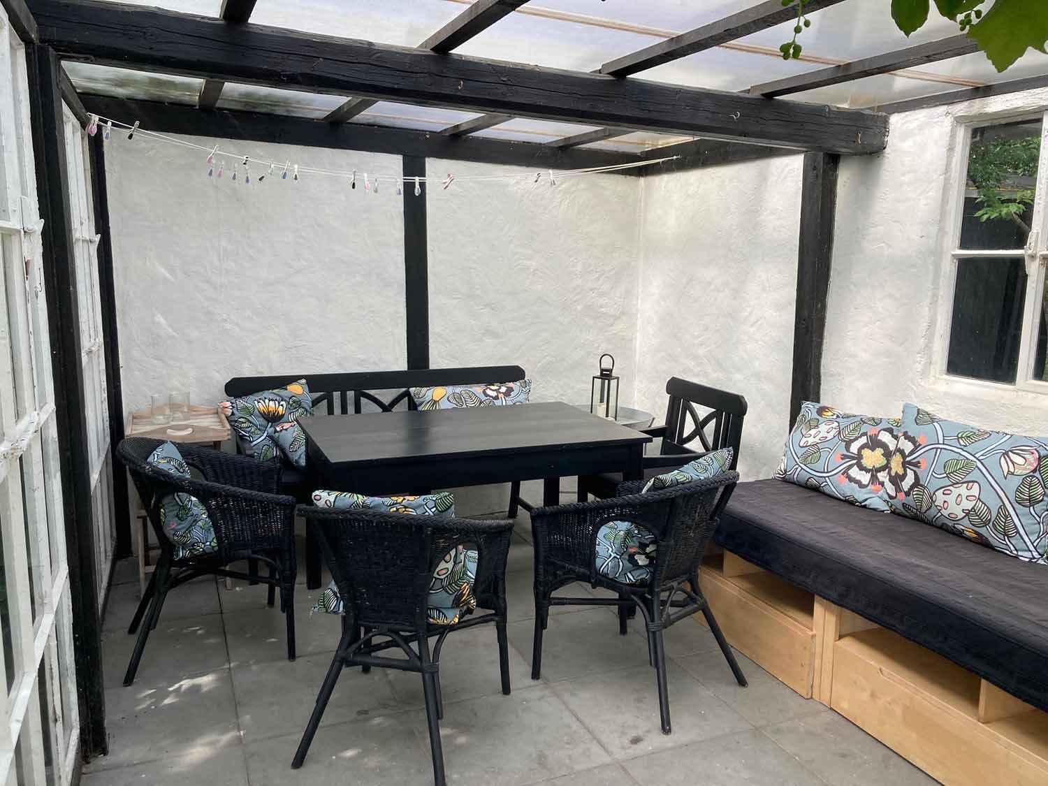 Family-Friendly Villa In Quiet Neighbourhood