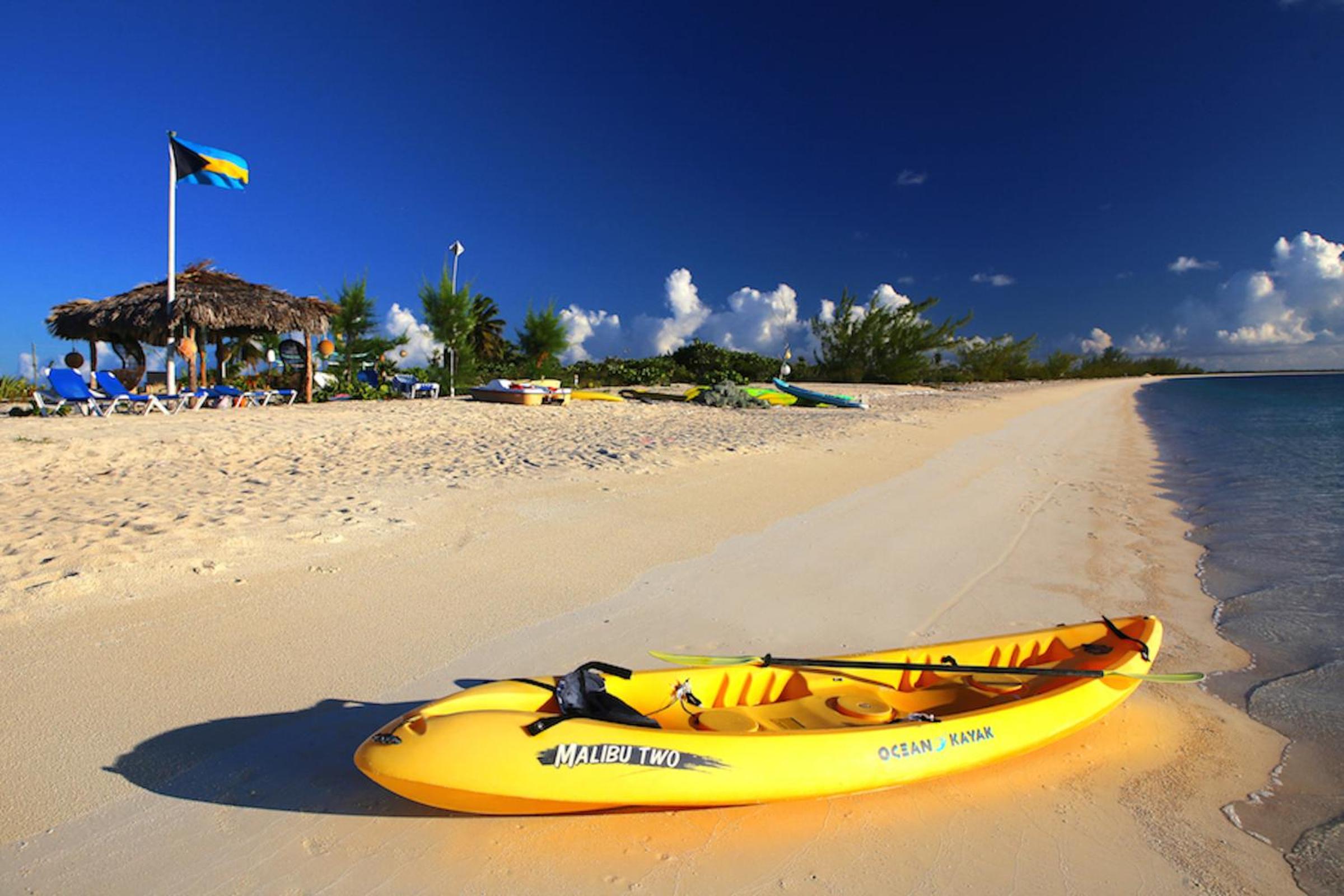 Rollezz Villas Beach Resort