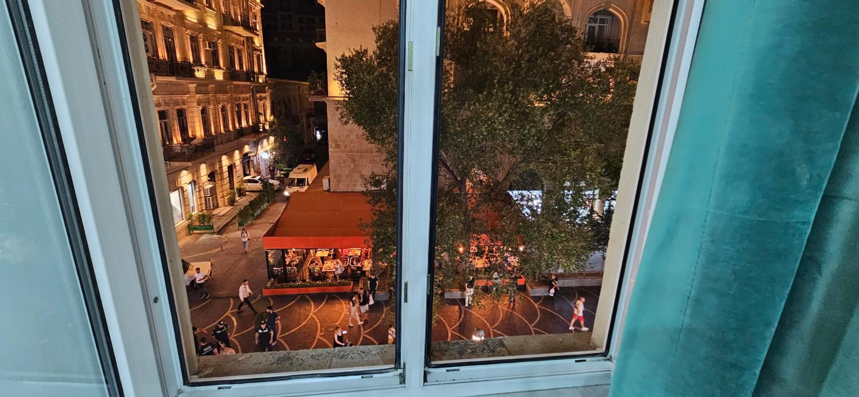 On Nizami str near Kolorit