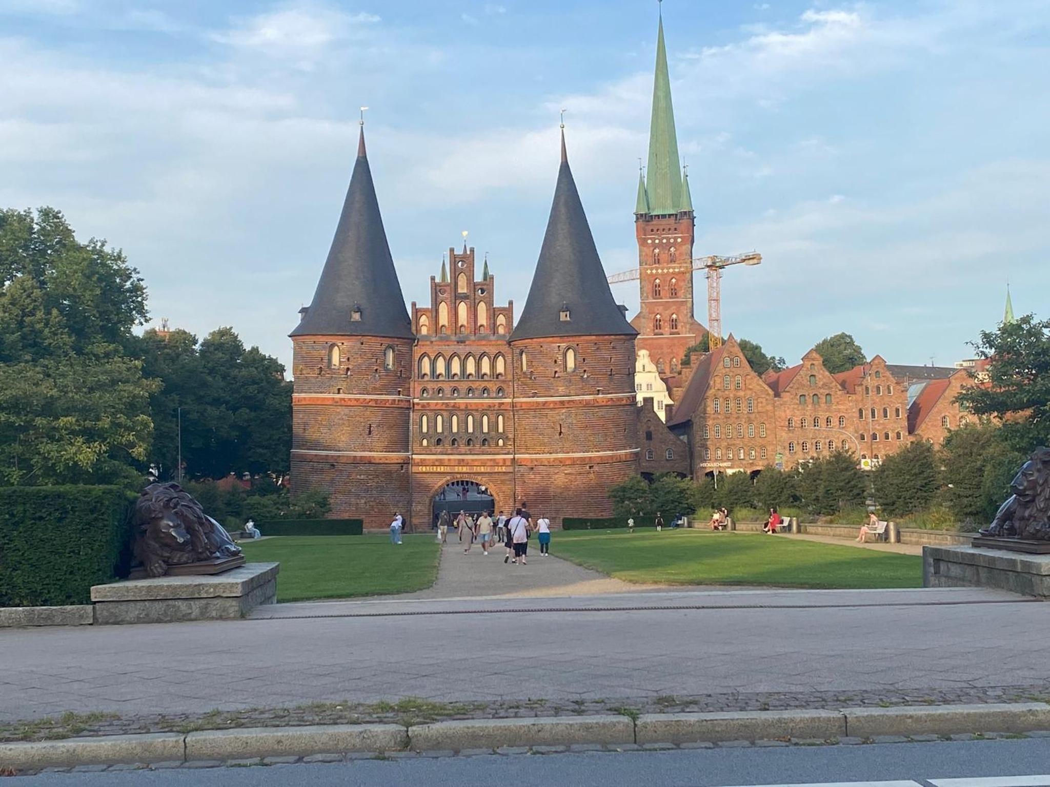 Maisonette am Holstentor mit Dachterrasse und Heimkino