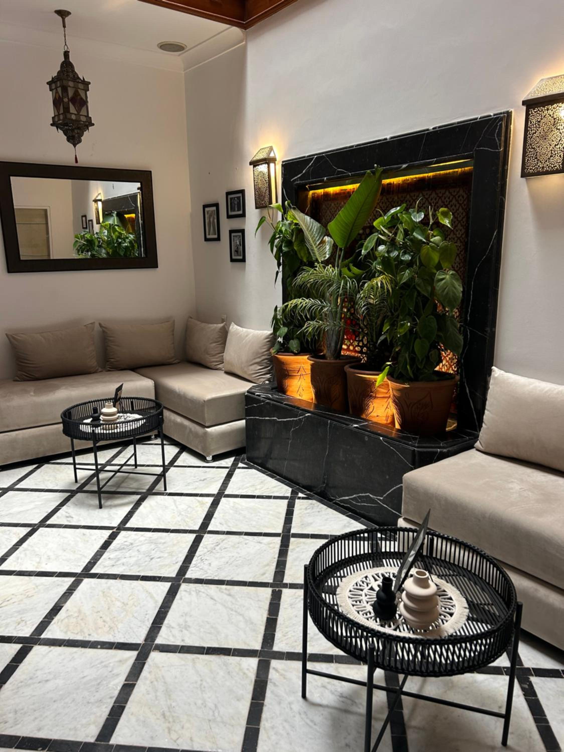 lounge