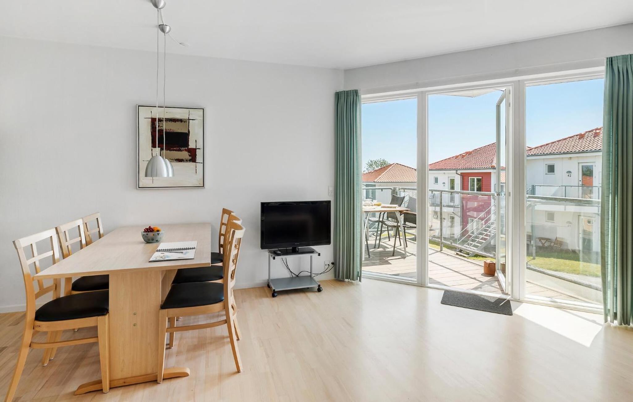 2 Bedroom Awesome Apartment In Gudhjem