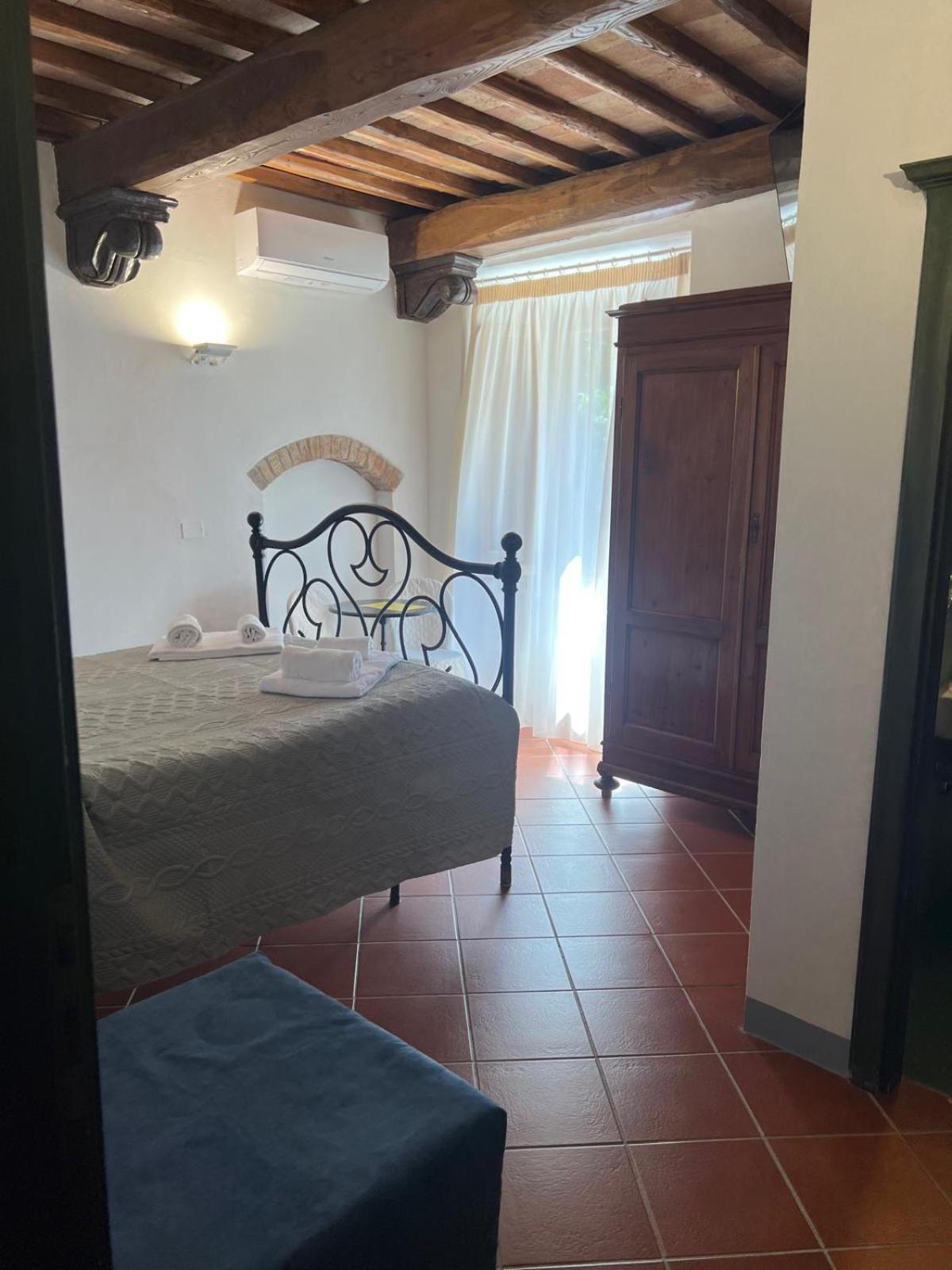 A La Casa Dei Potenti