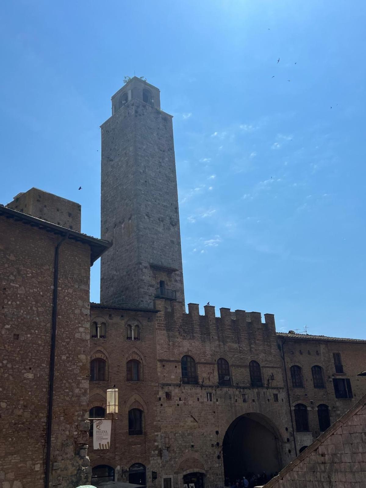 A La Casa Dei Potenti