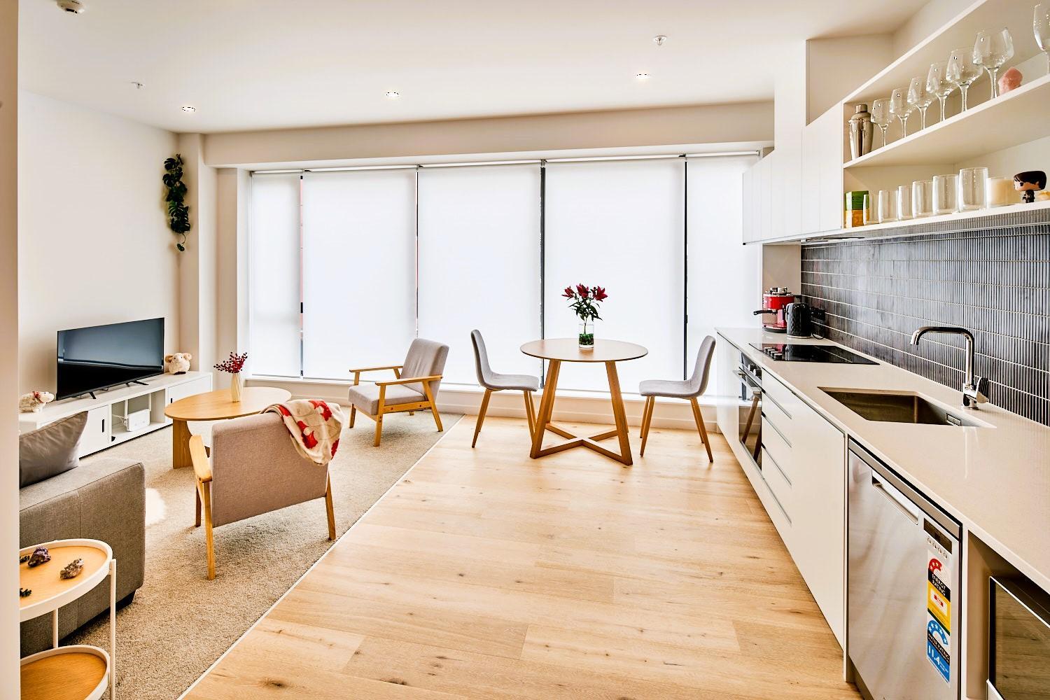 Victoria, 2-Bedroom Apartment view 2