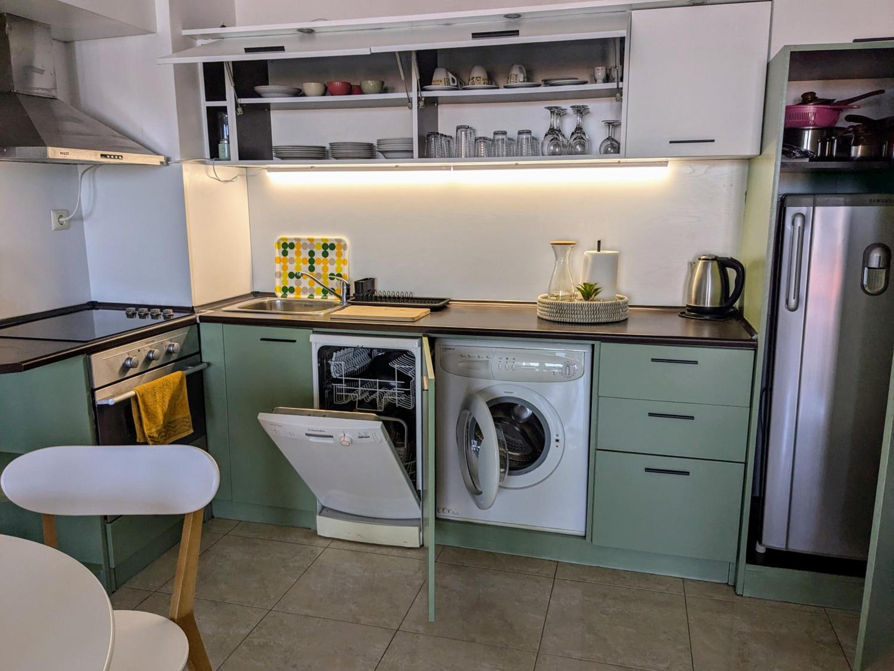 Beachfront Apartment Sveti Vlas