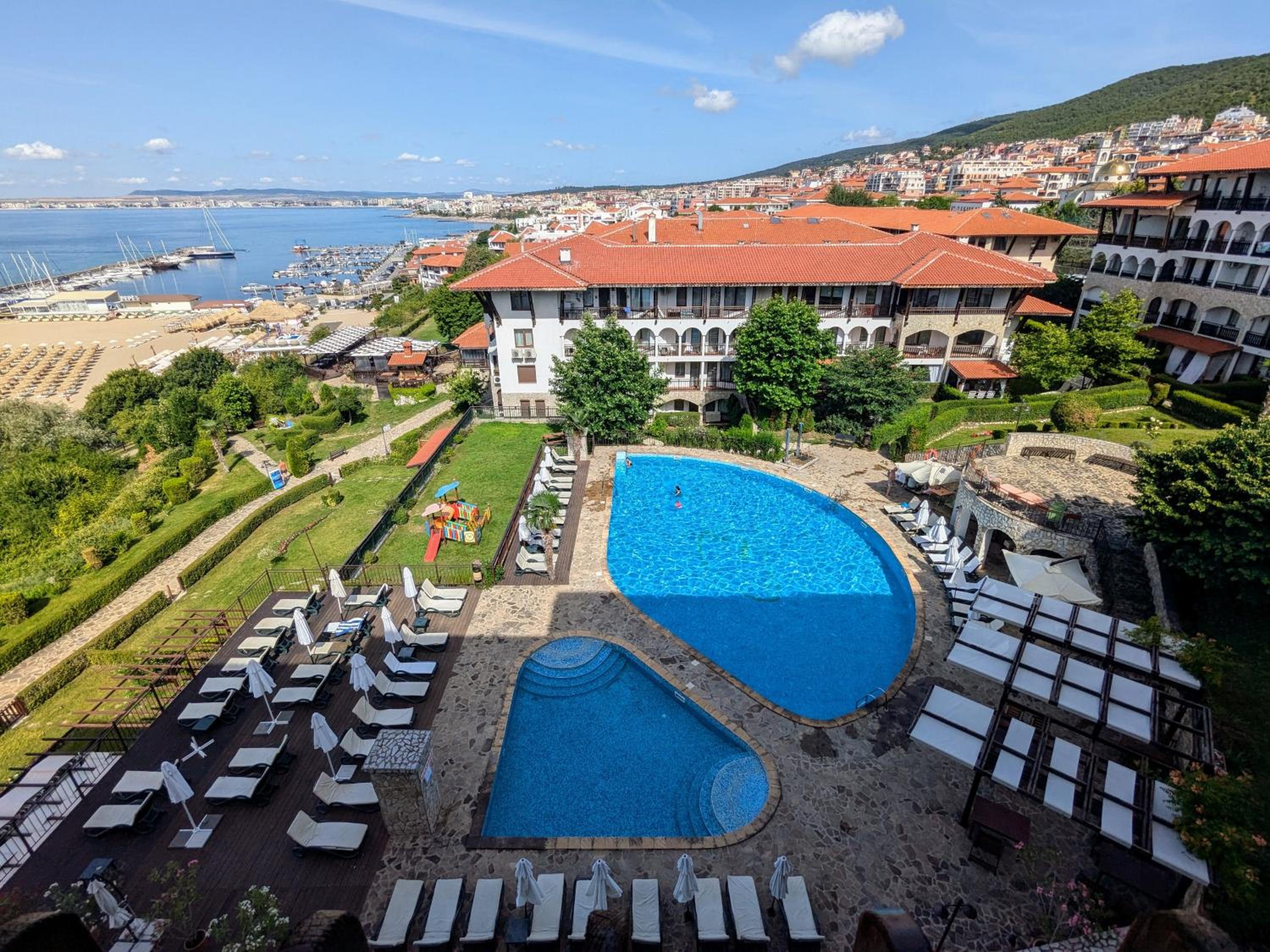 Beachfront Apartment Sveti Vlas