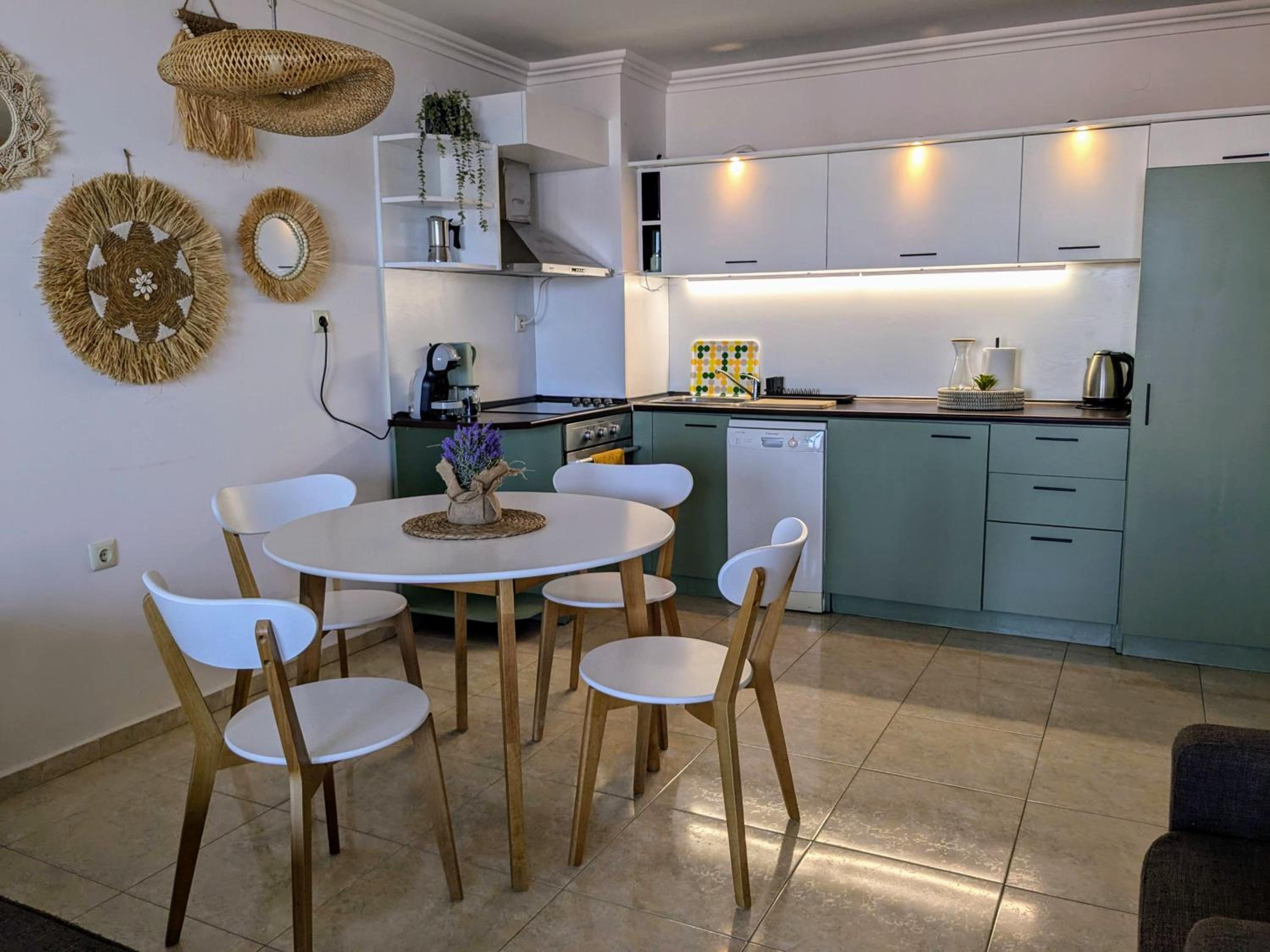 Beachfront Apartment Sveti Vlas