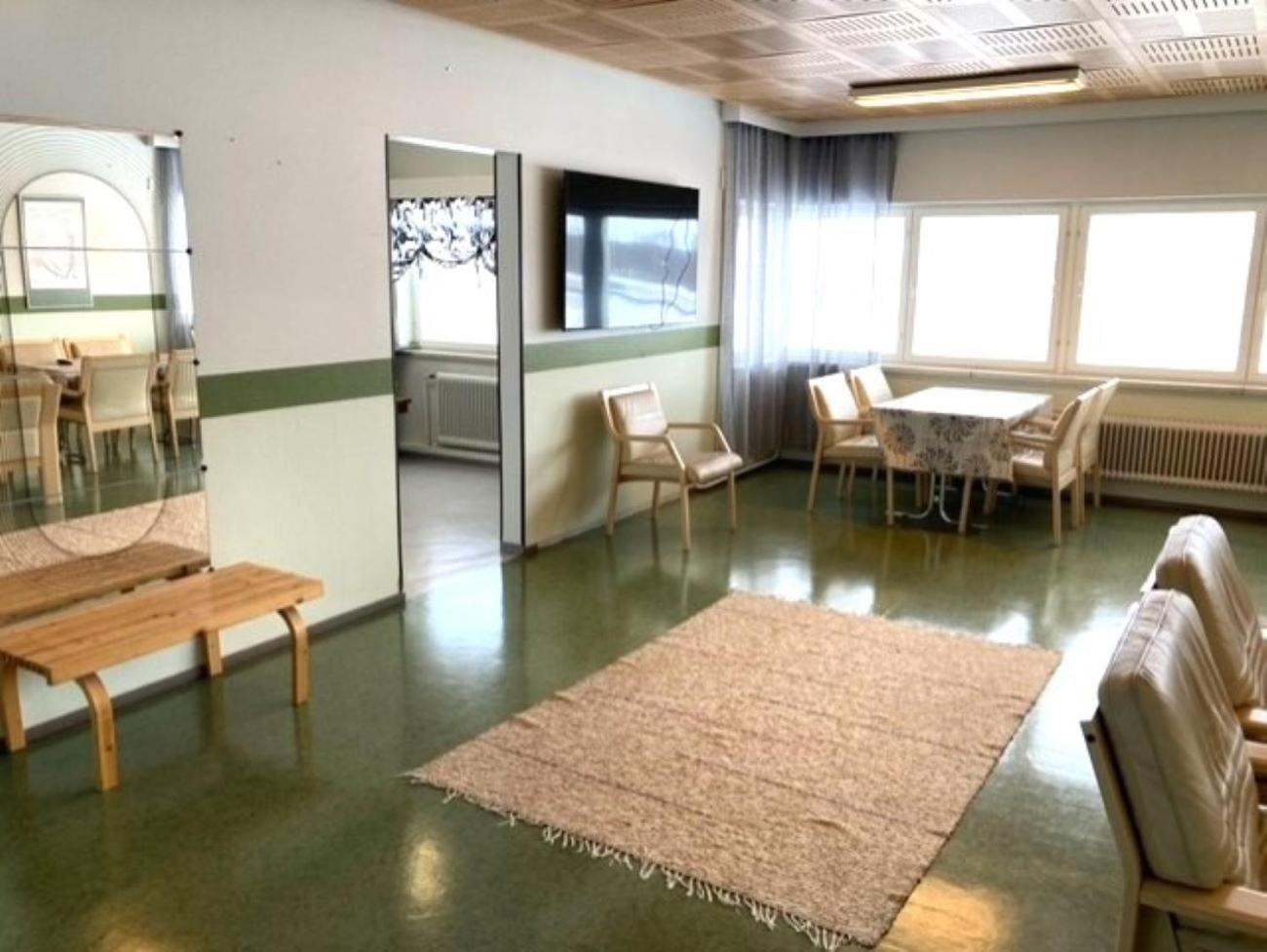 Stadium Apartments