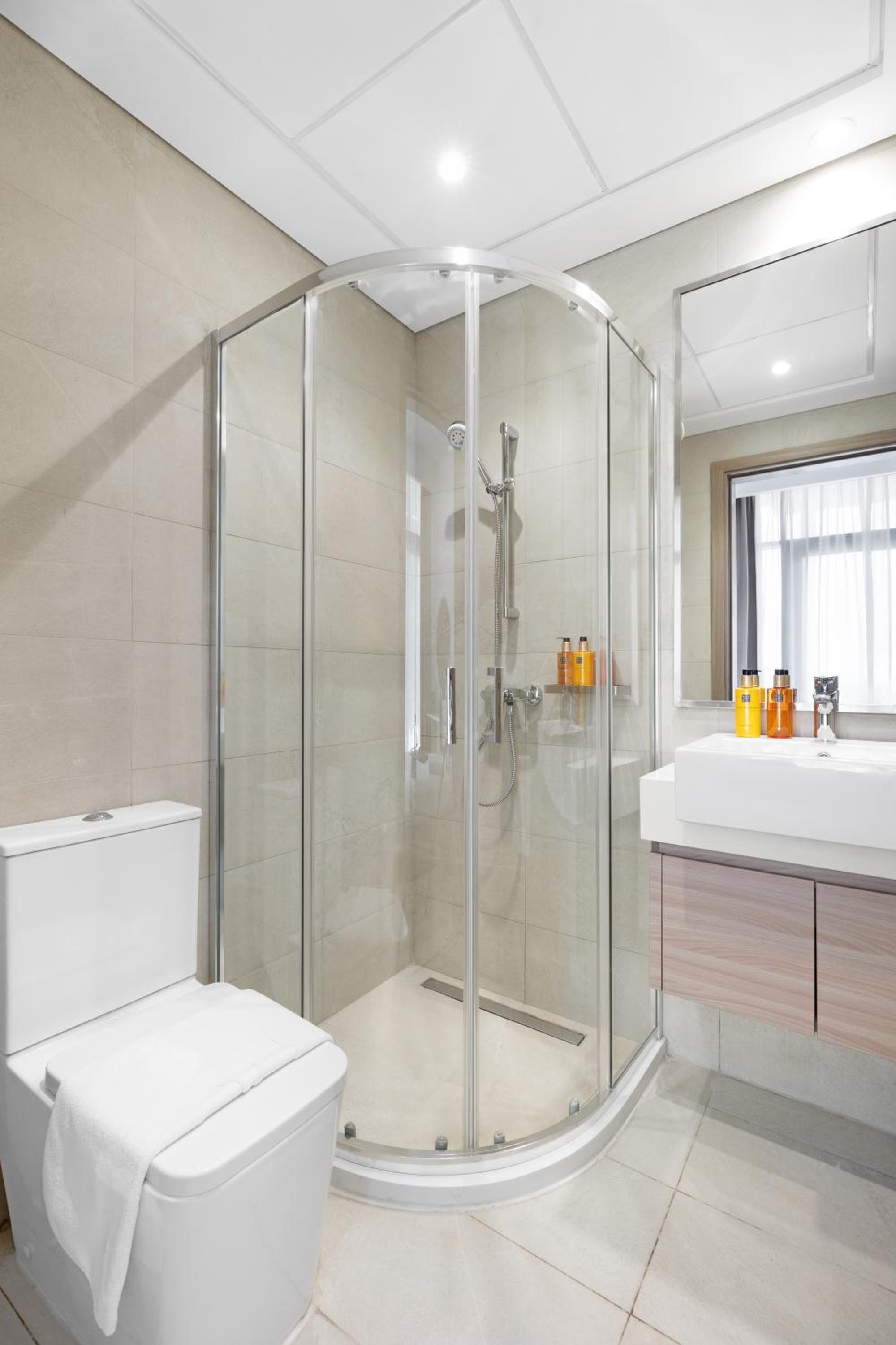 EDEN'S Homes & Villas - Azizi Riviera