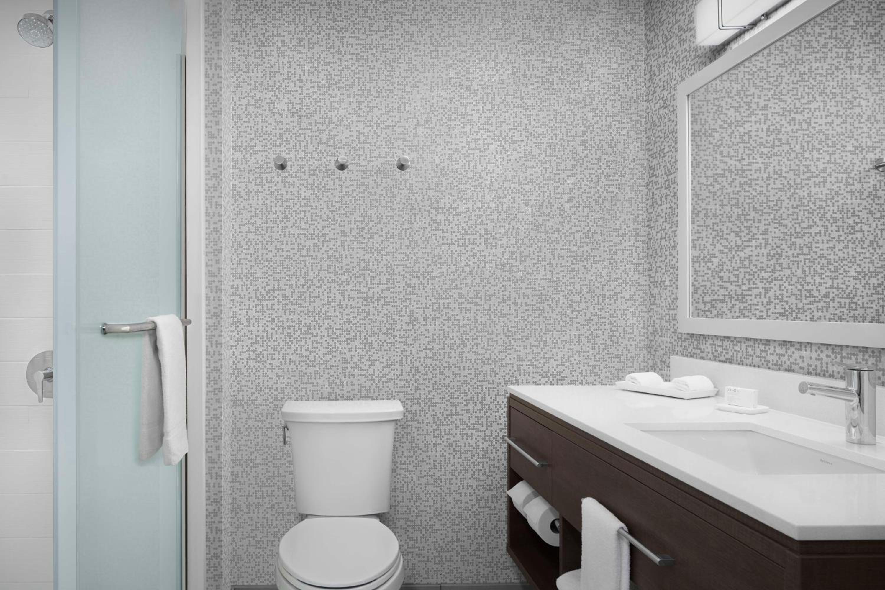 Poughkeepsie Vacations - Home2 Suites By Hilton Poughkeepsie - Property Image 4