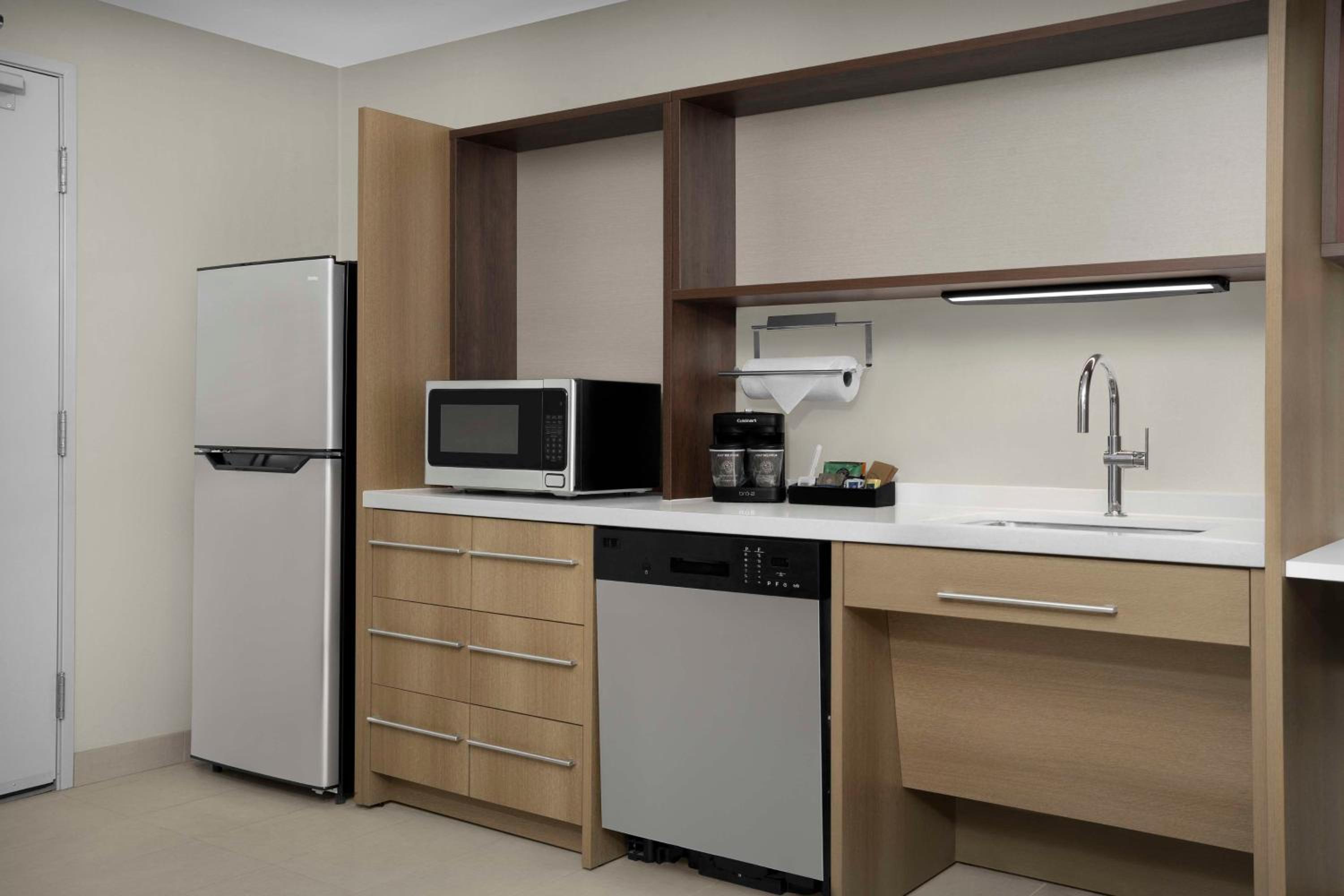 Poughkeepsie Vacations - Home2 Suites By Hilton Poughkeepsie - Property Image 15