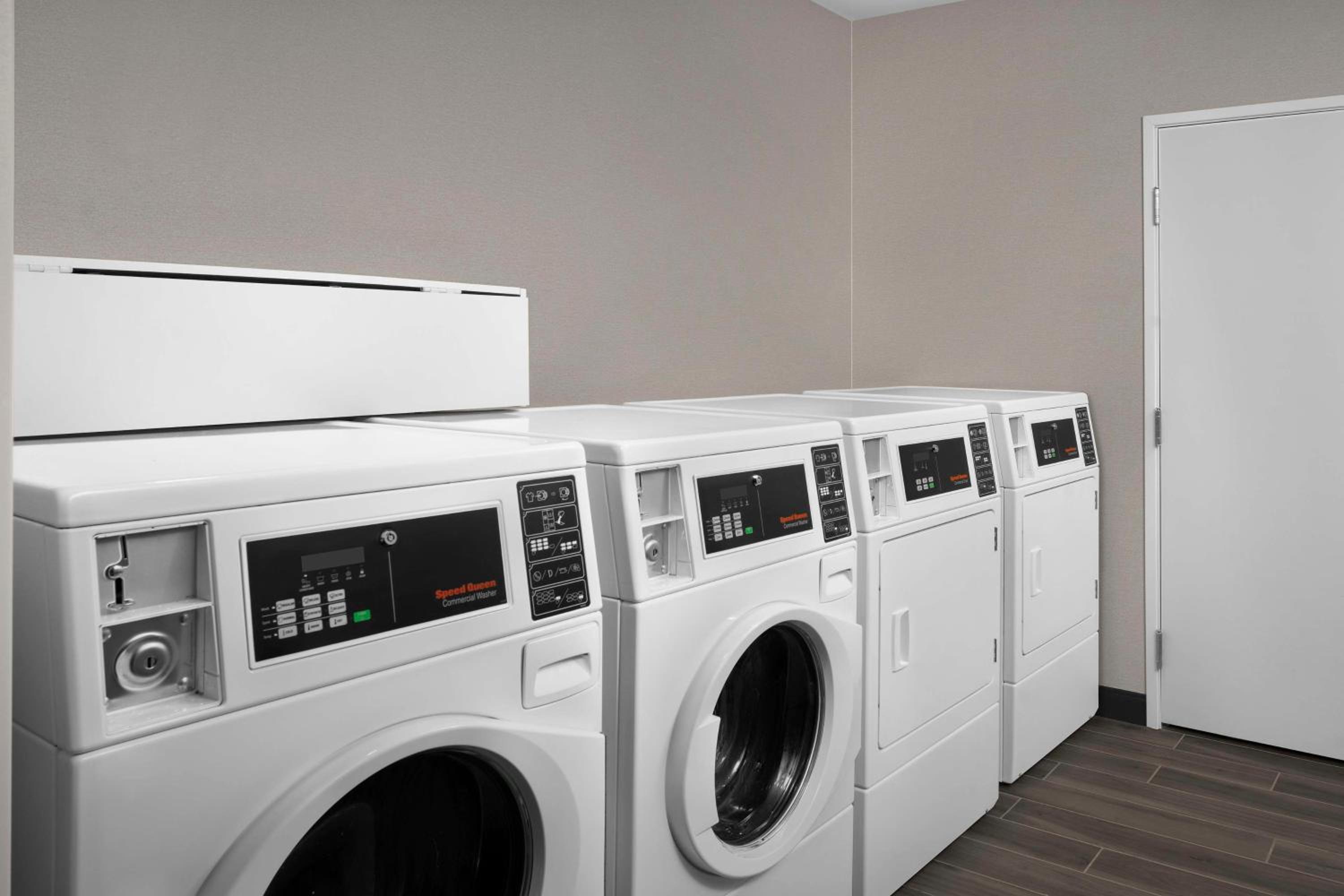 Poughkeepsie Vacations - Home2 Suites By Hilton Poughkeepsie - Property Image 17