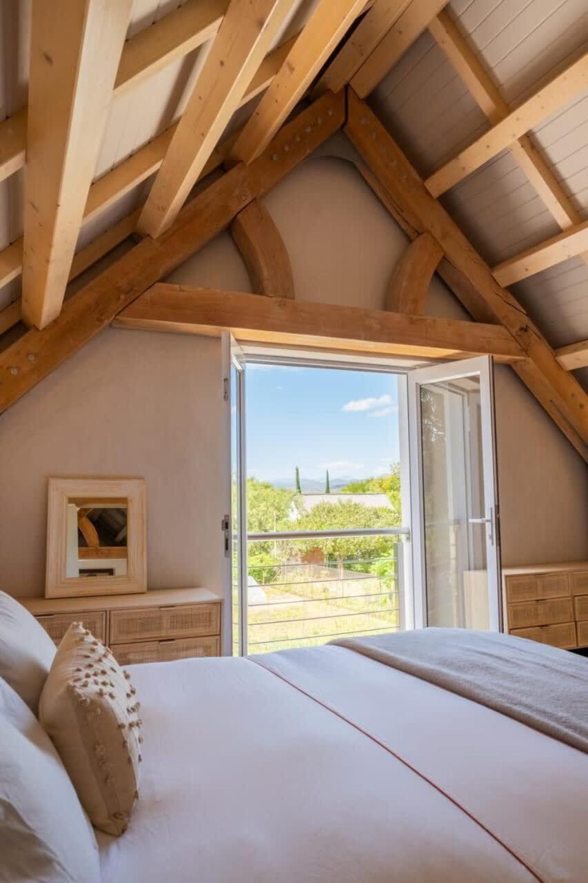 Spacious Post-and-Beam Marvel in quiet McGregor view 3