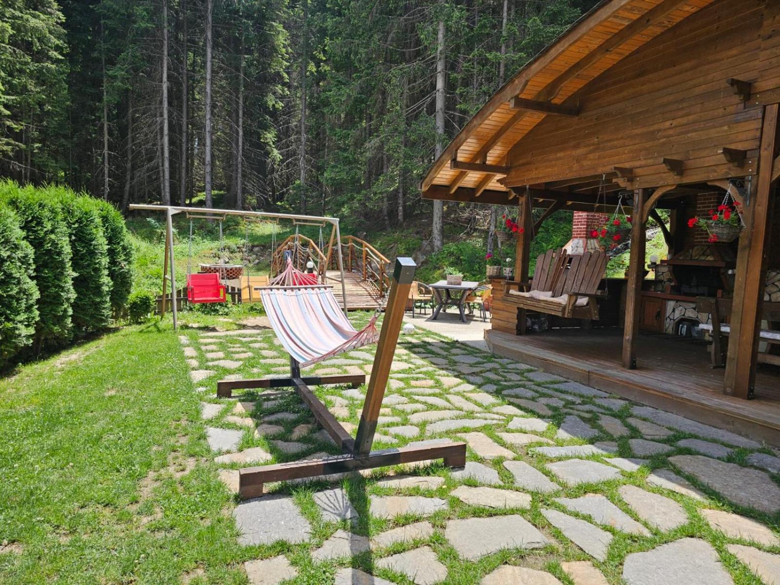 Villa Hills - къща за гости с храна