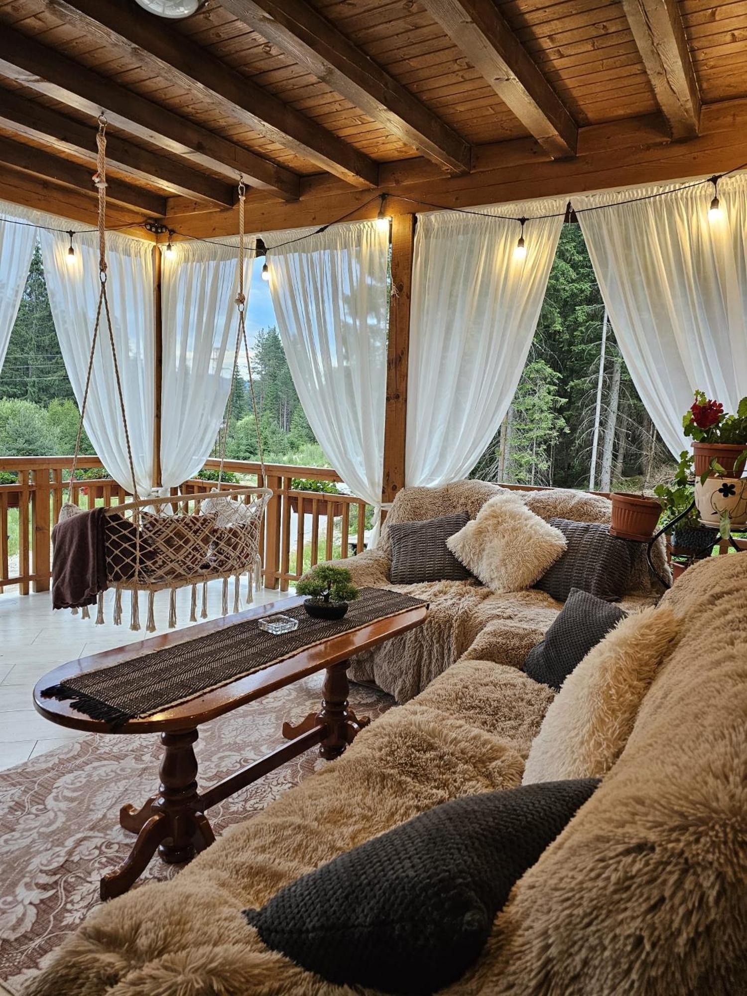 Villa Hills - къща за гости с храна