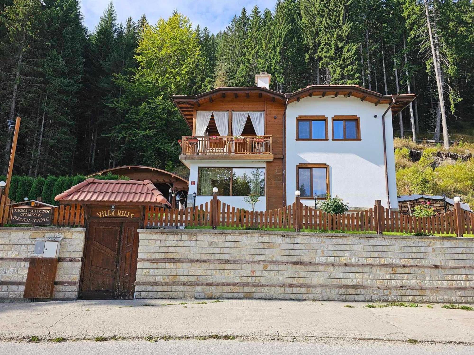 Villa Hills - къща за гости с храна