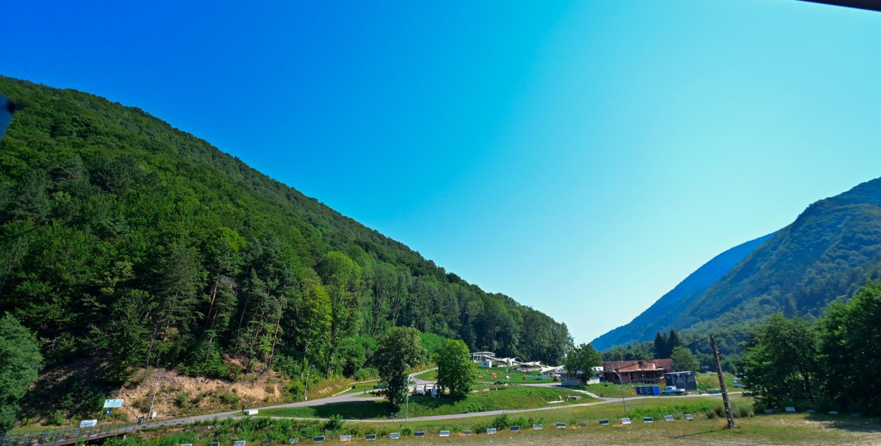 La Izvor Sadu